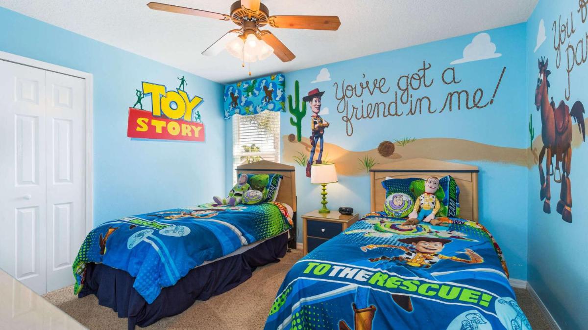 Mickeys Haven - 6 bed pool home near Disney World