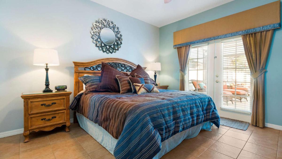 Mickeys Haven - 6 bed pool home near Disney World