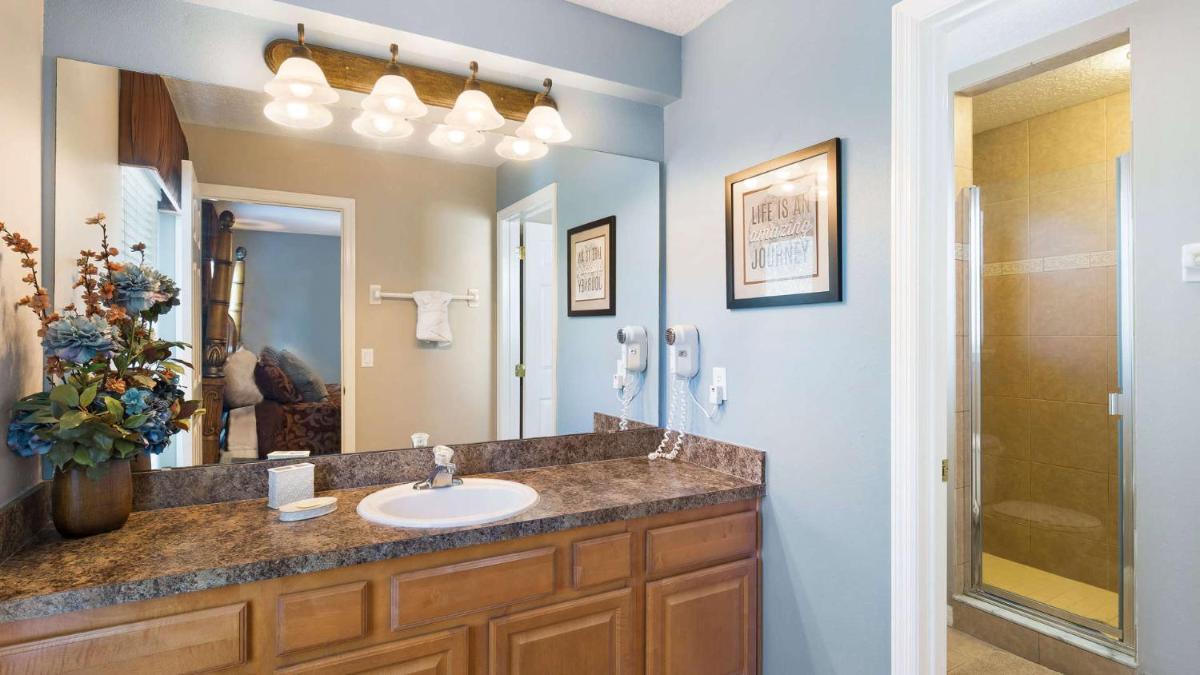 Mickeys Haven - 6 bed pool home near Disney World