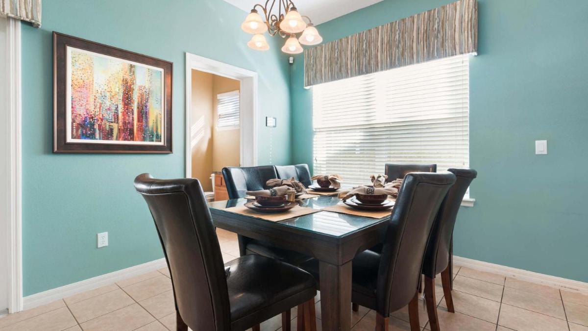 Mickeys Haven - 6 bed pool home near Disney World