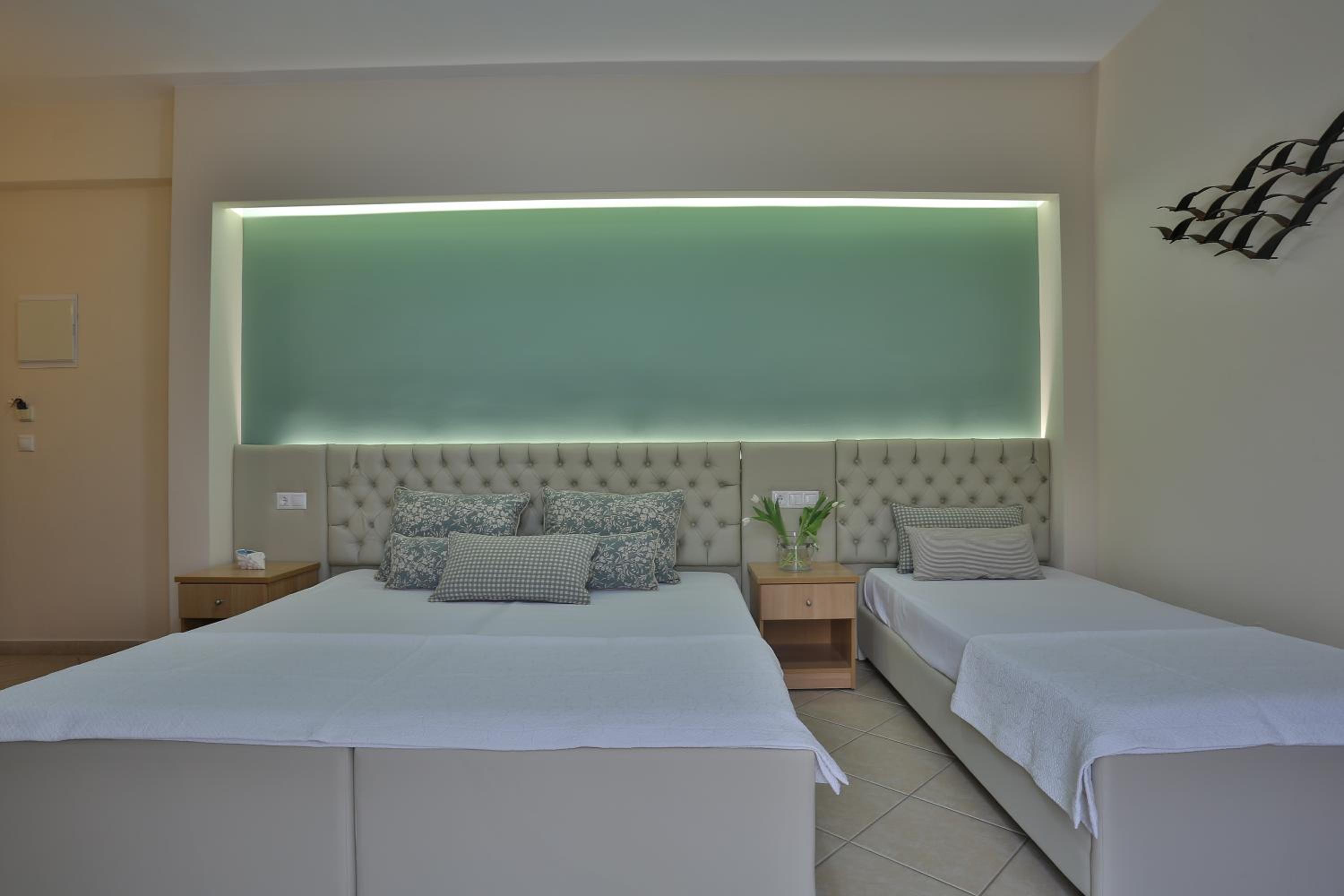 Irida Apartments