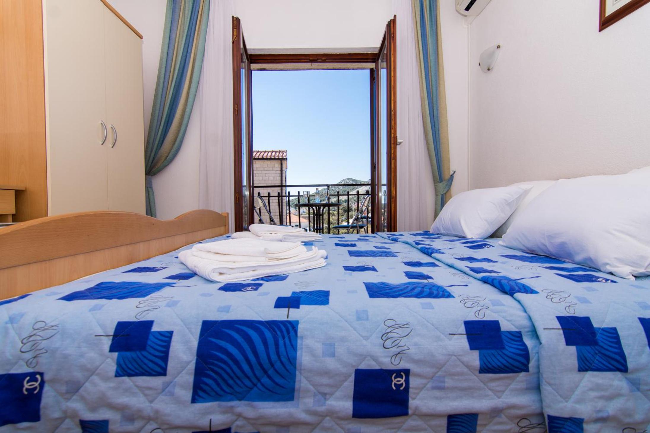 Apartments Jozic