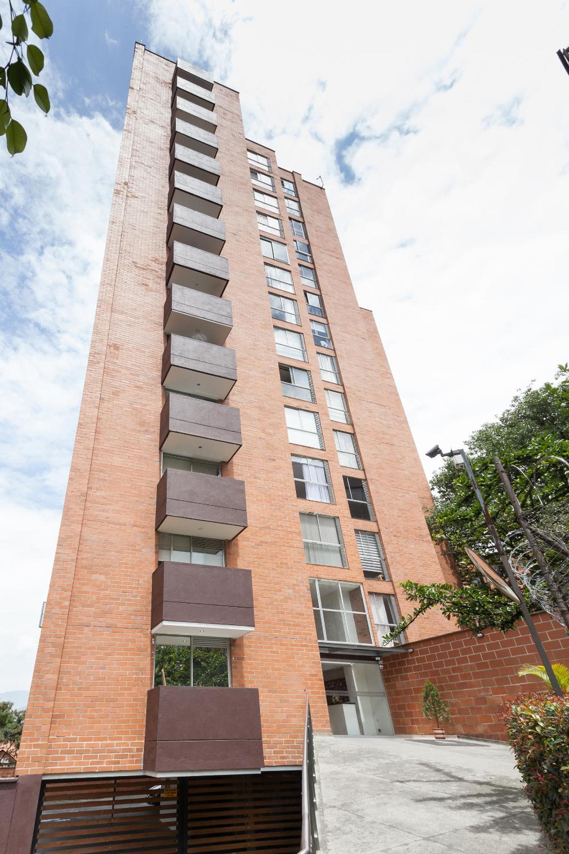 Apartamento Poblado Frontera