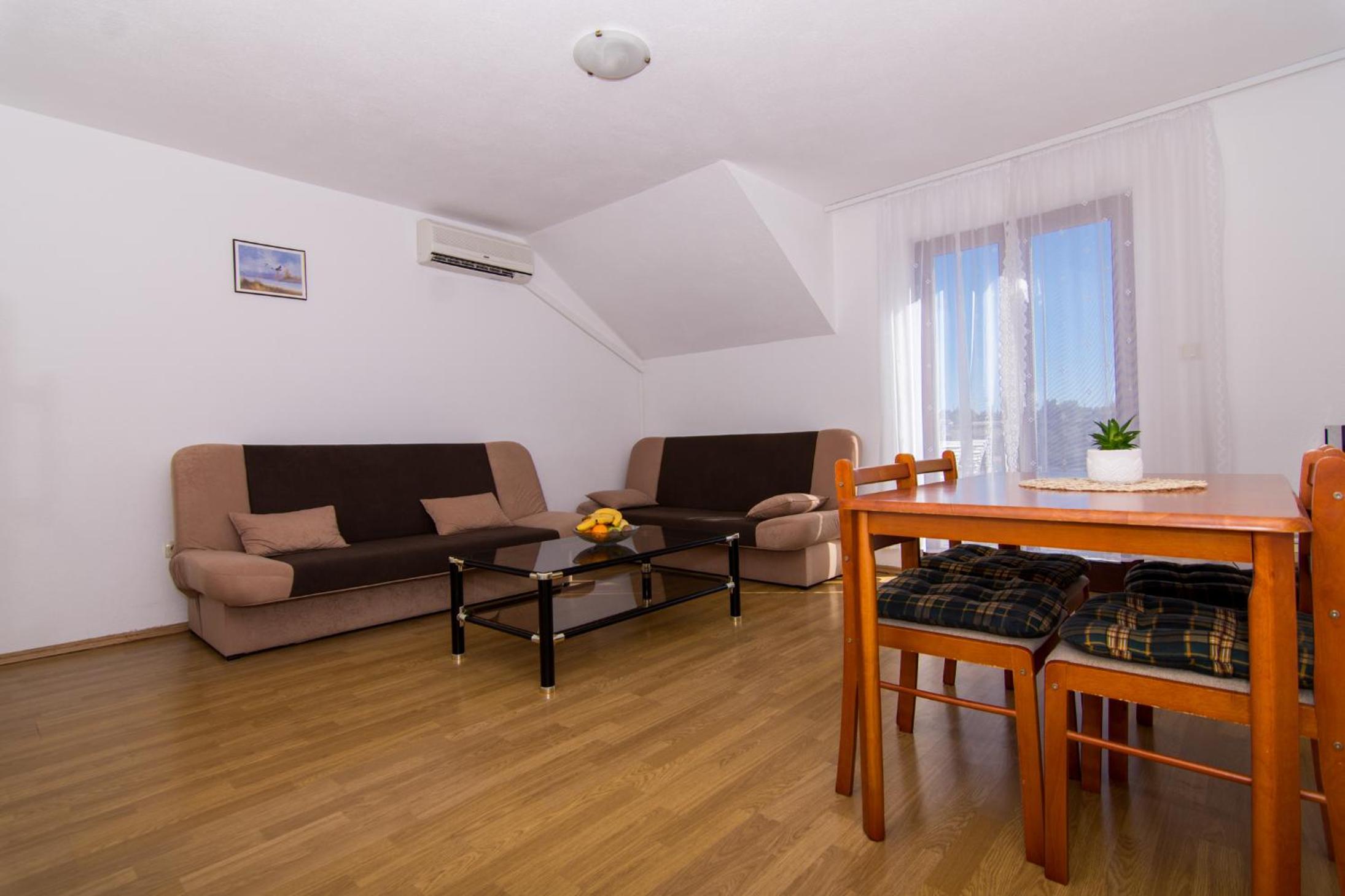 Apartments Jozic