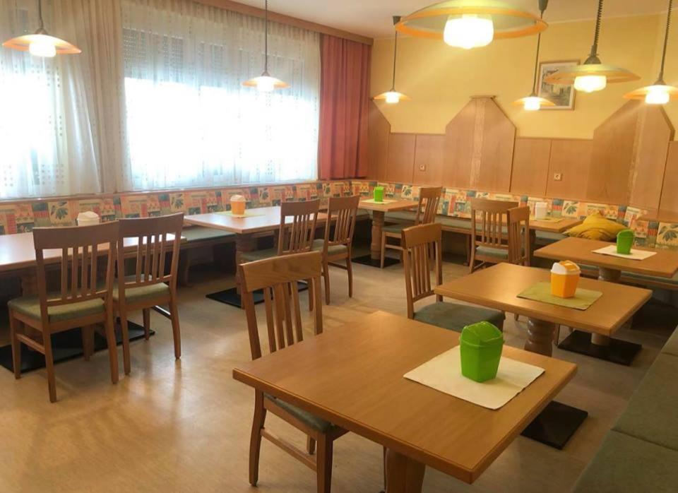 Gasthaus-Pension zum Löwen