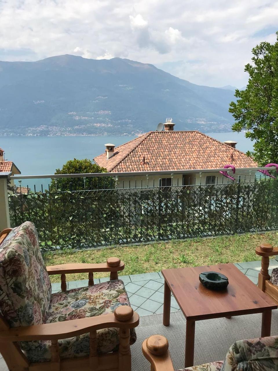 Apartment with garden and terrace beautiful lake view view 4