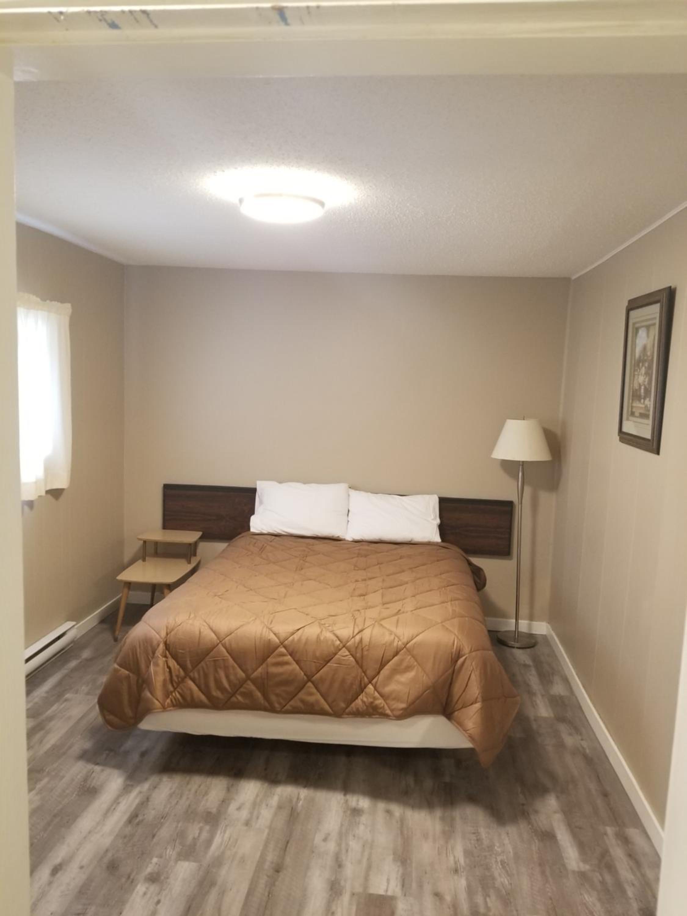 Apple Tree Inn