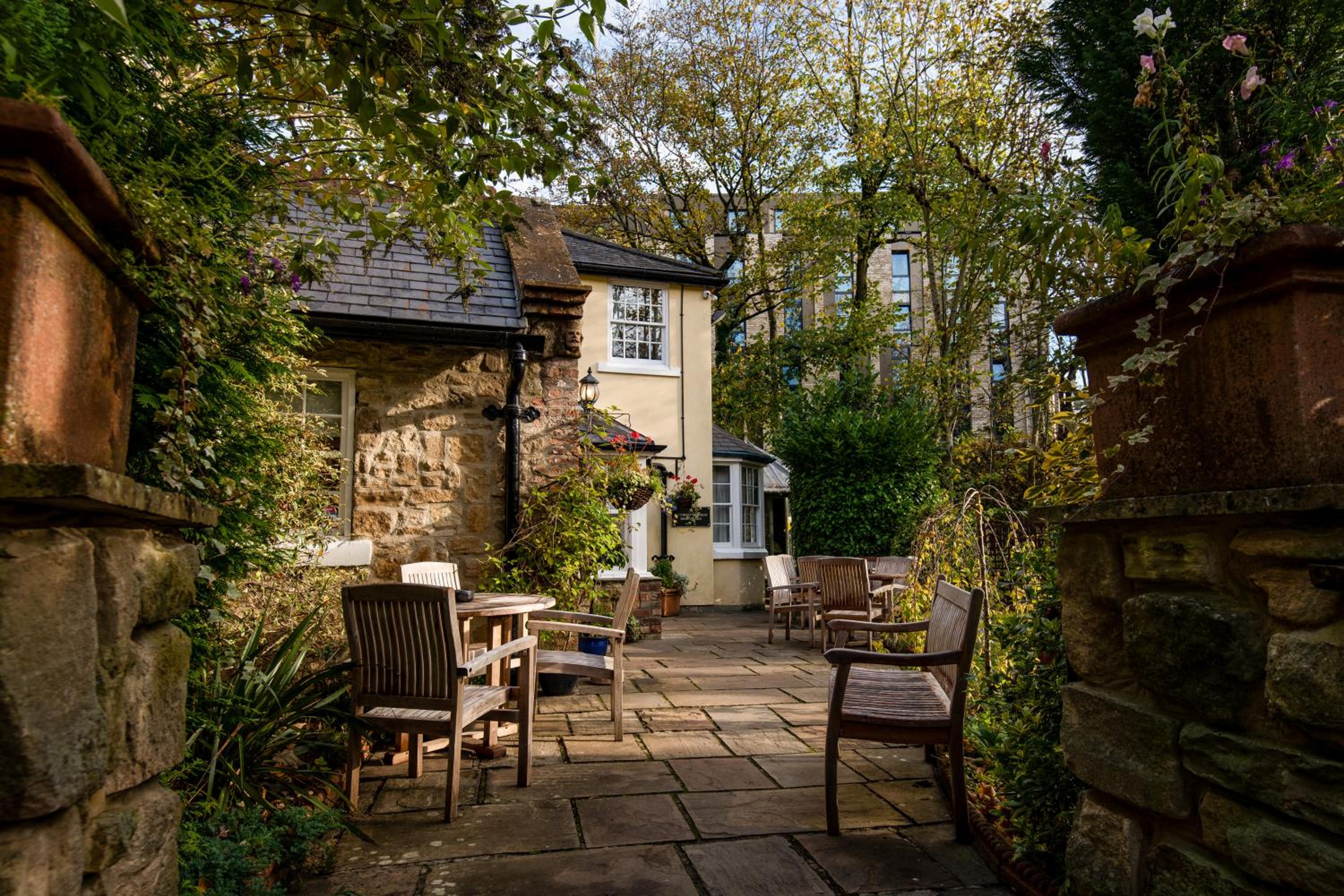 The Kingslodge Inn - The Inn Collection Group
