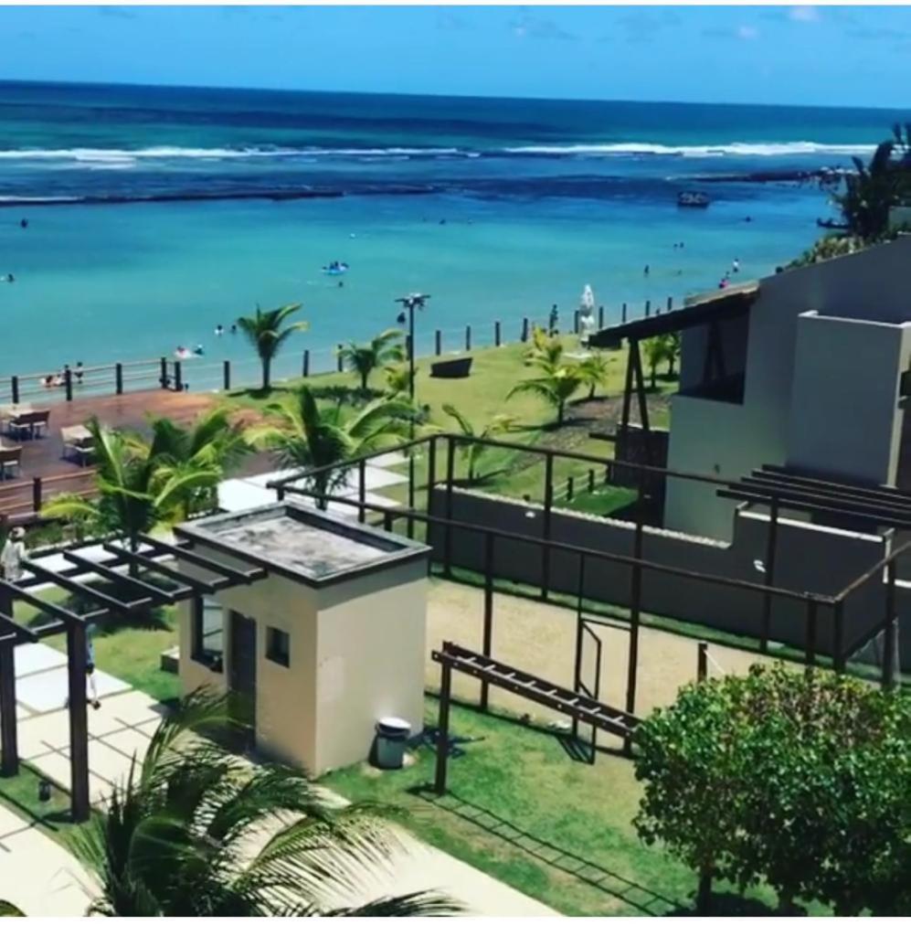 Ekoara Muro Alto Porto de Galinhas Pé na areia 70m2