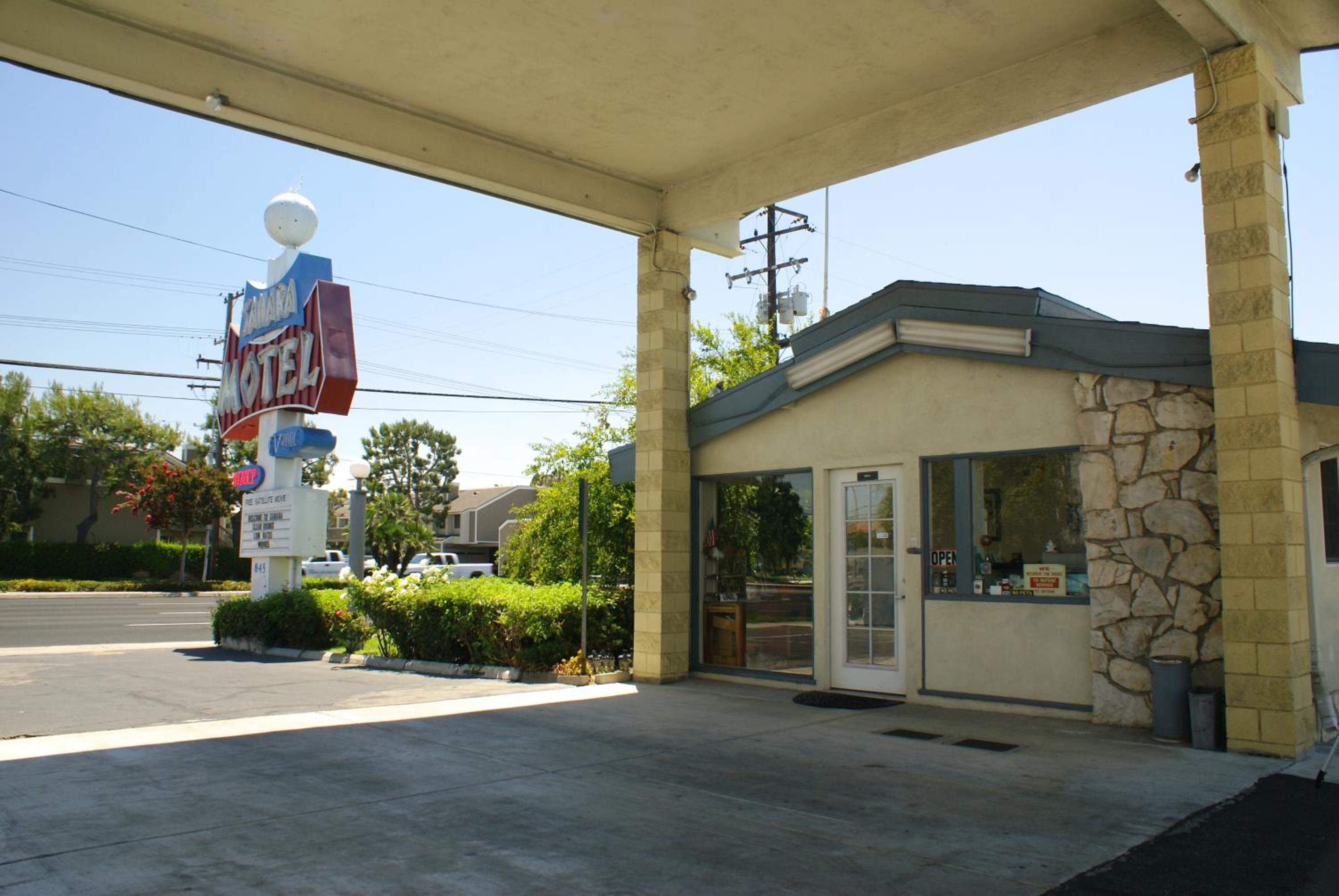 Sahara Motel
