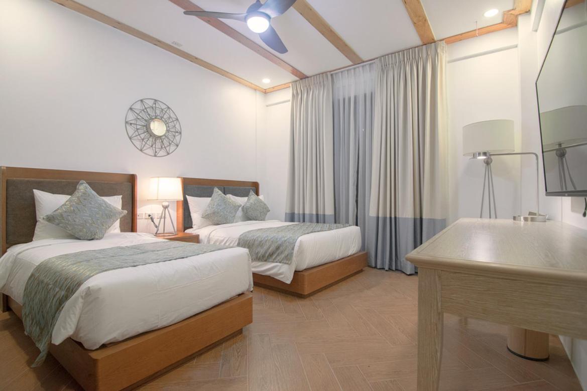 Thunderbird Resorts - Rizal