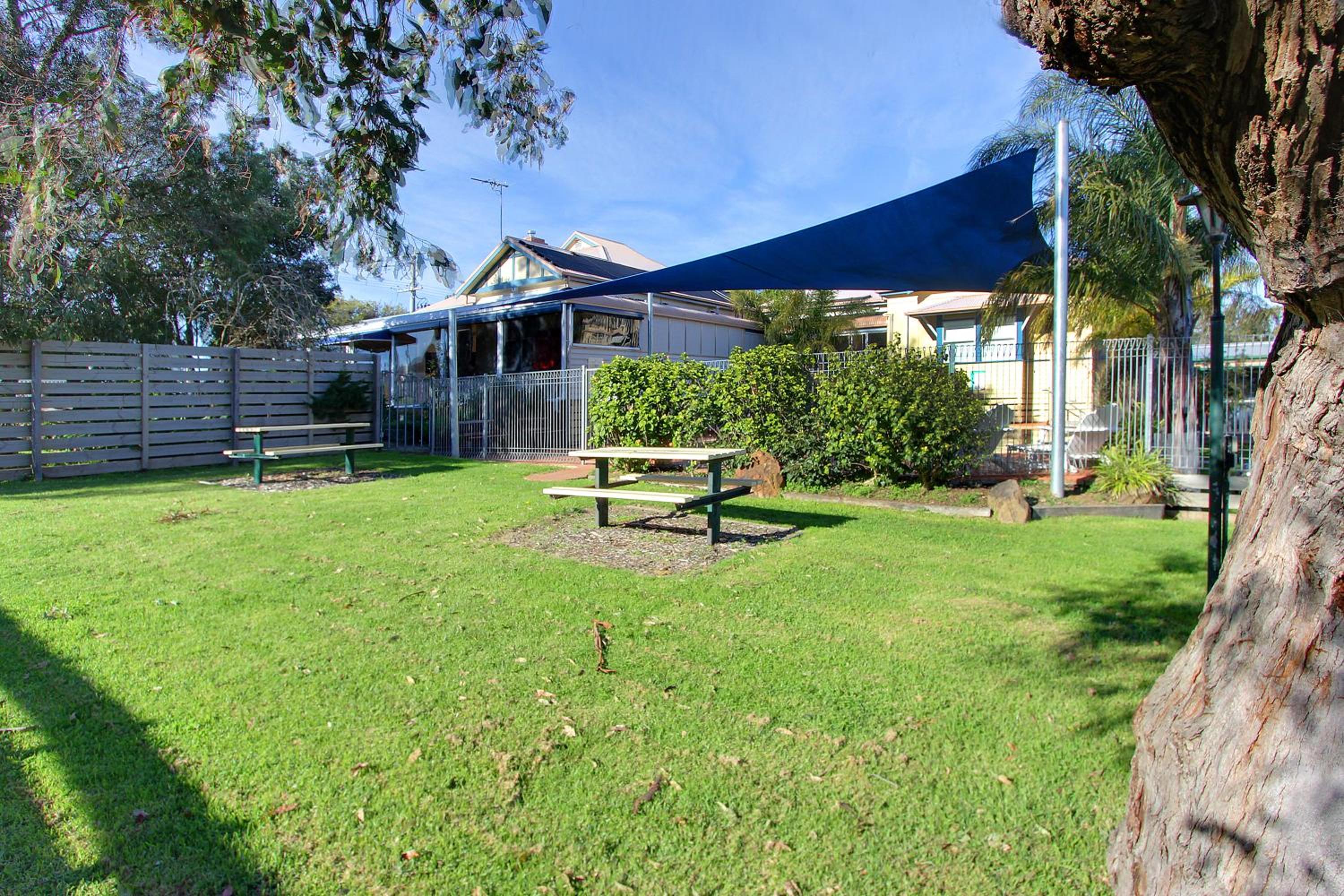Photo 42