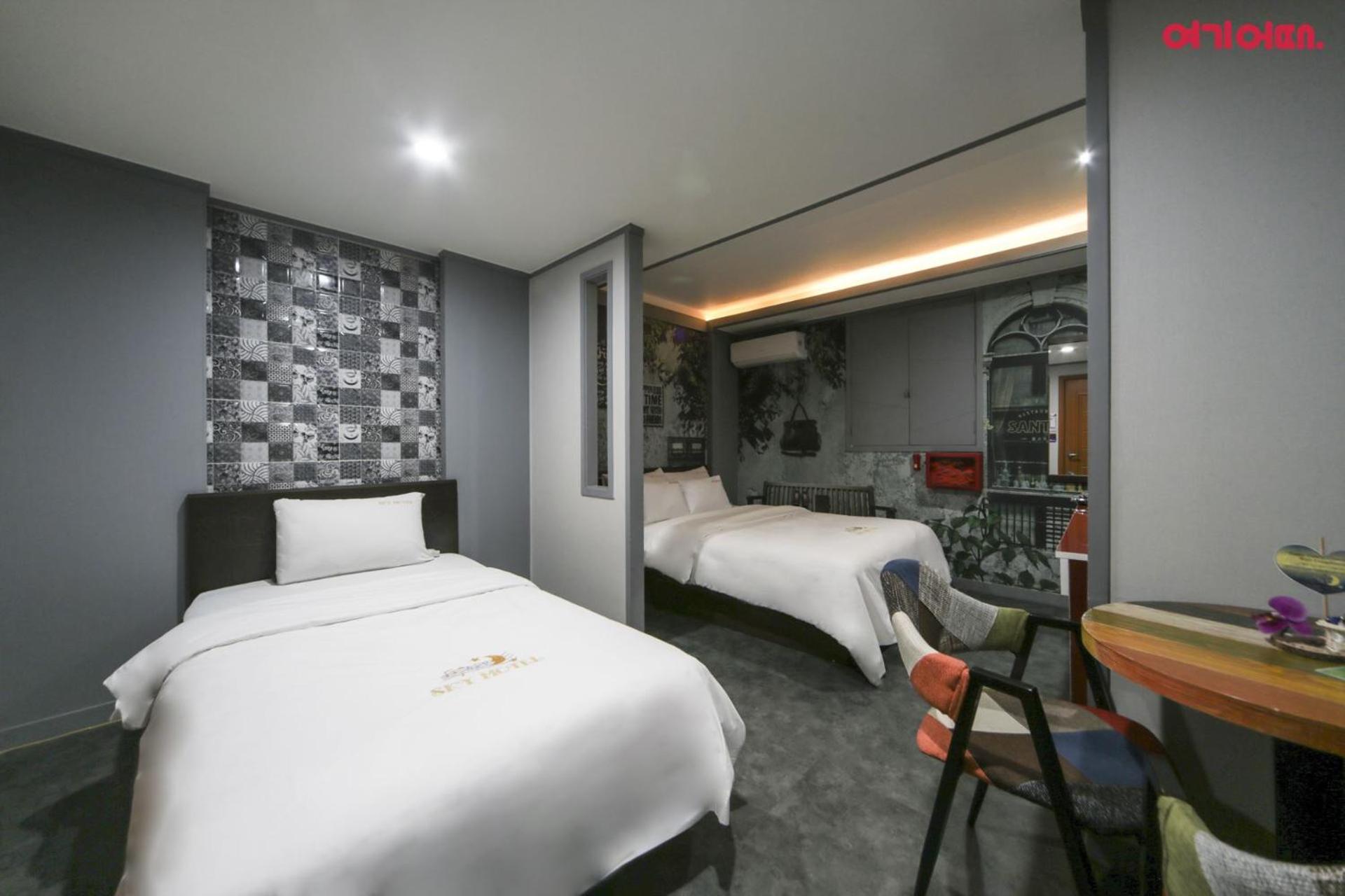 Sky Motel
