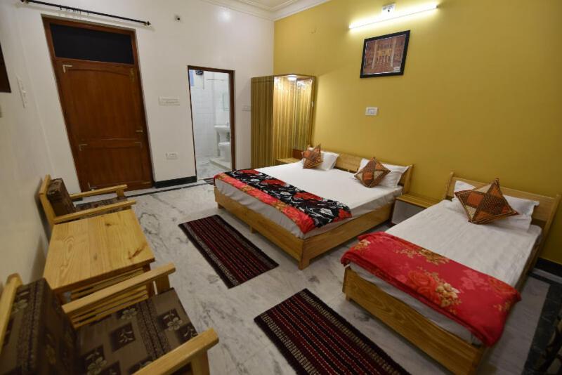 Balbir Niwas Guesthouse Homestay view 3