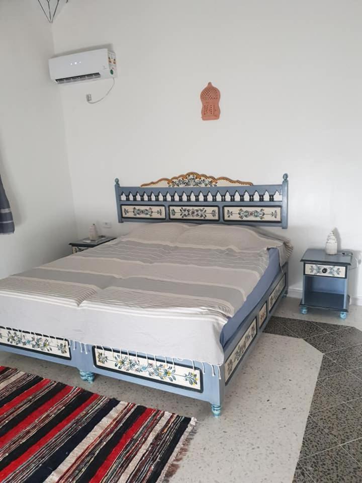 Dar Mamina