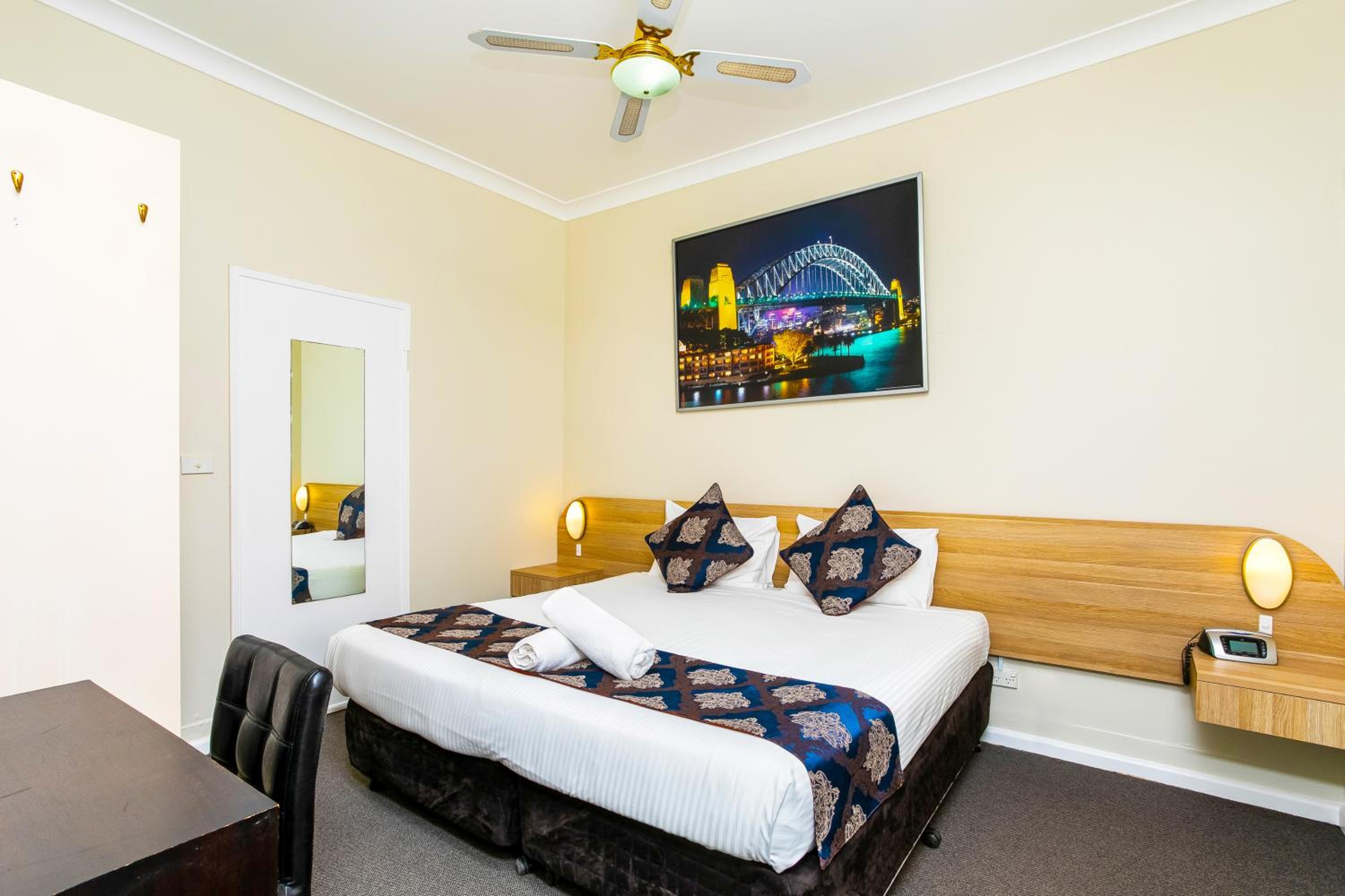 The North Shore Hotel photo 4