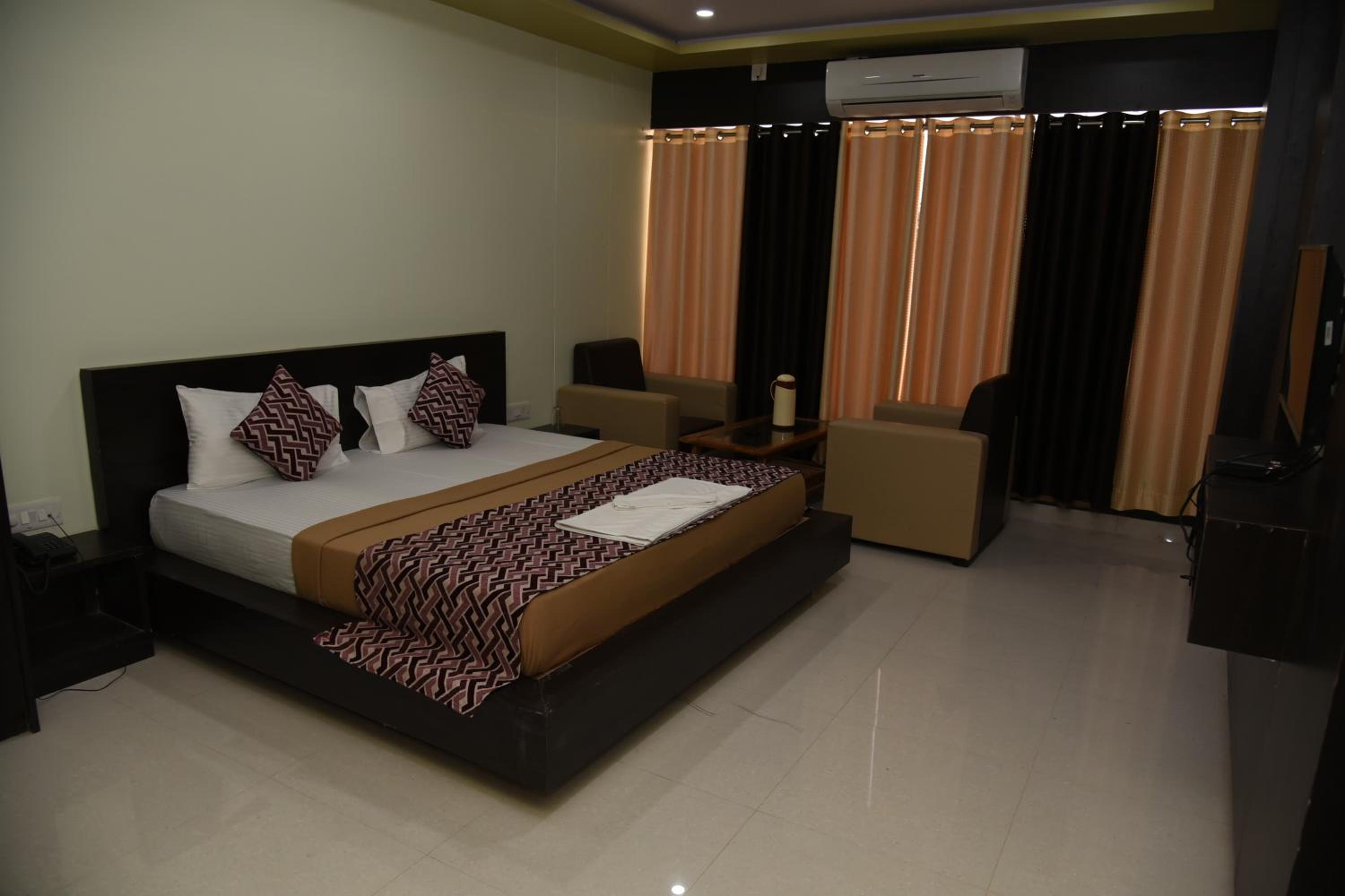 Hotel Mayank view 5