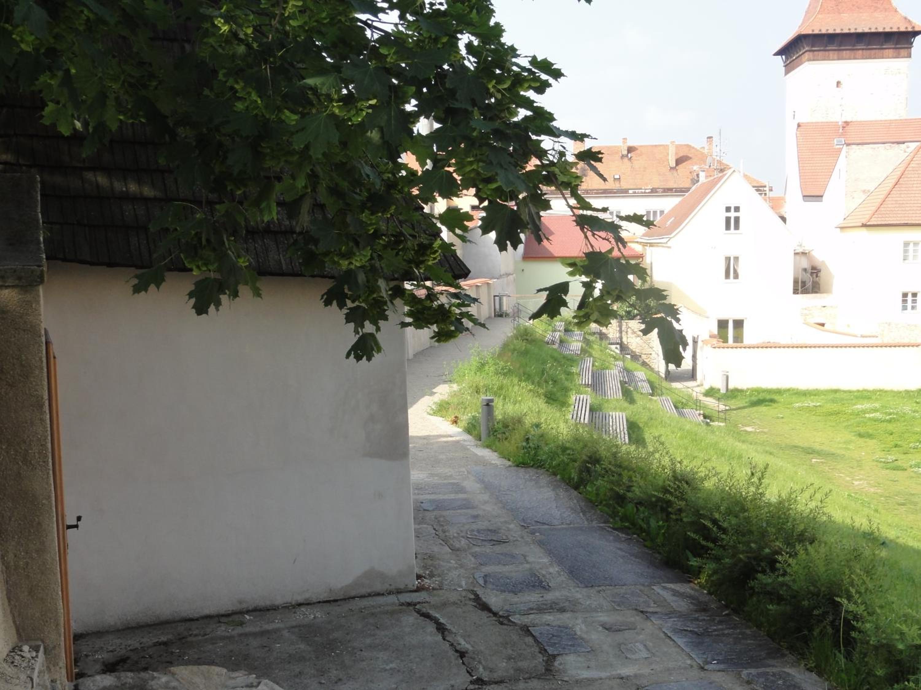 Penzion U Hradeb