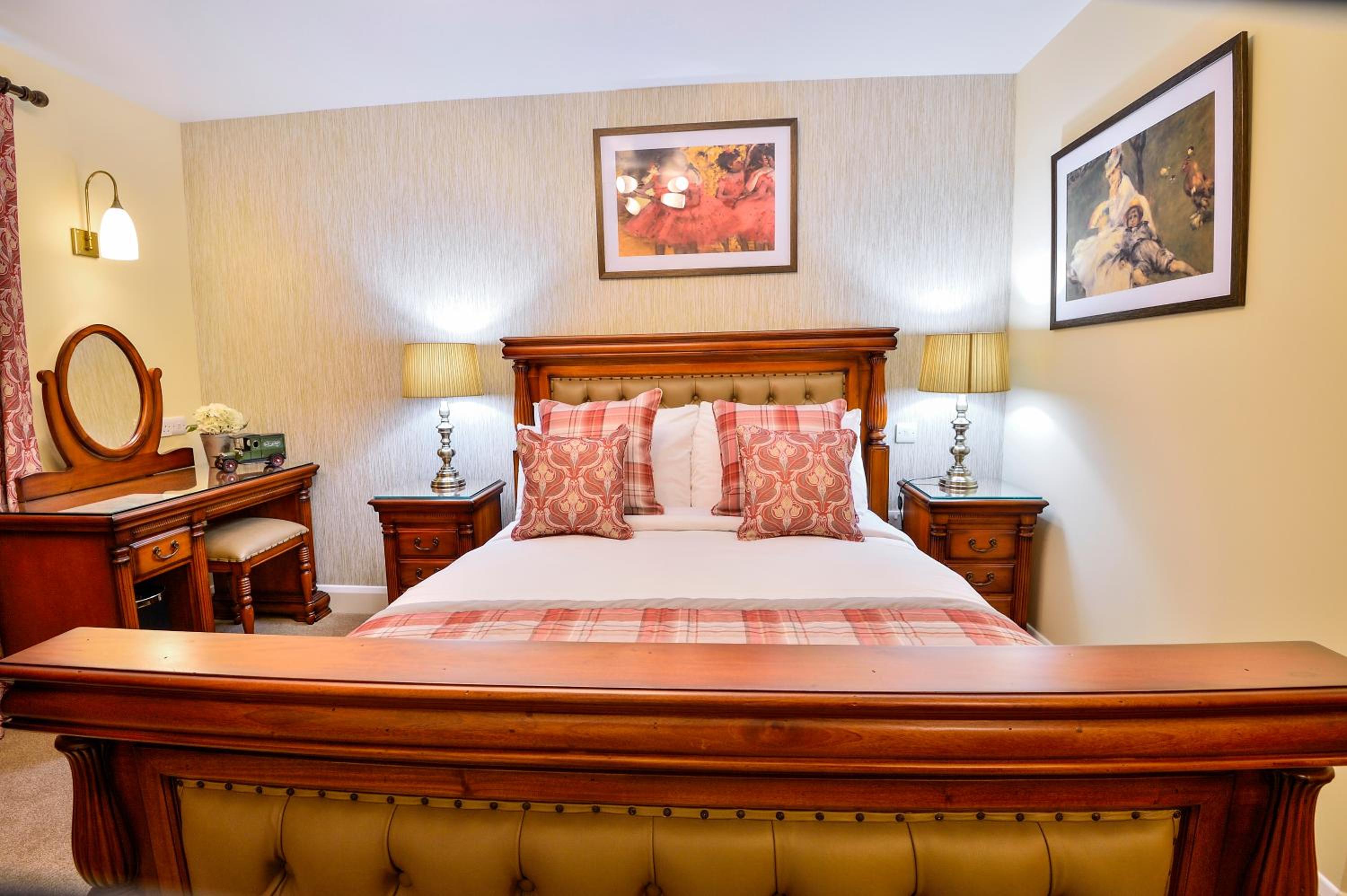 Worthing Vacations - The Coach and Horses - Property Image 8