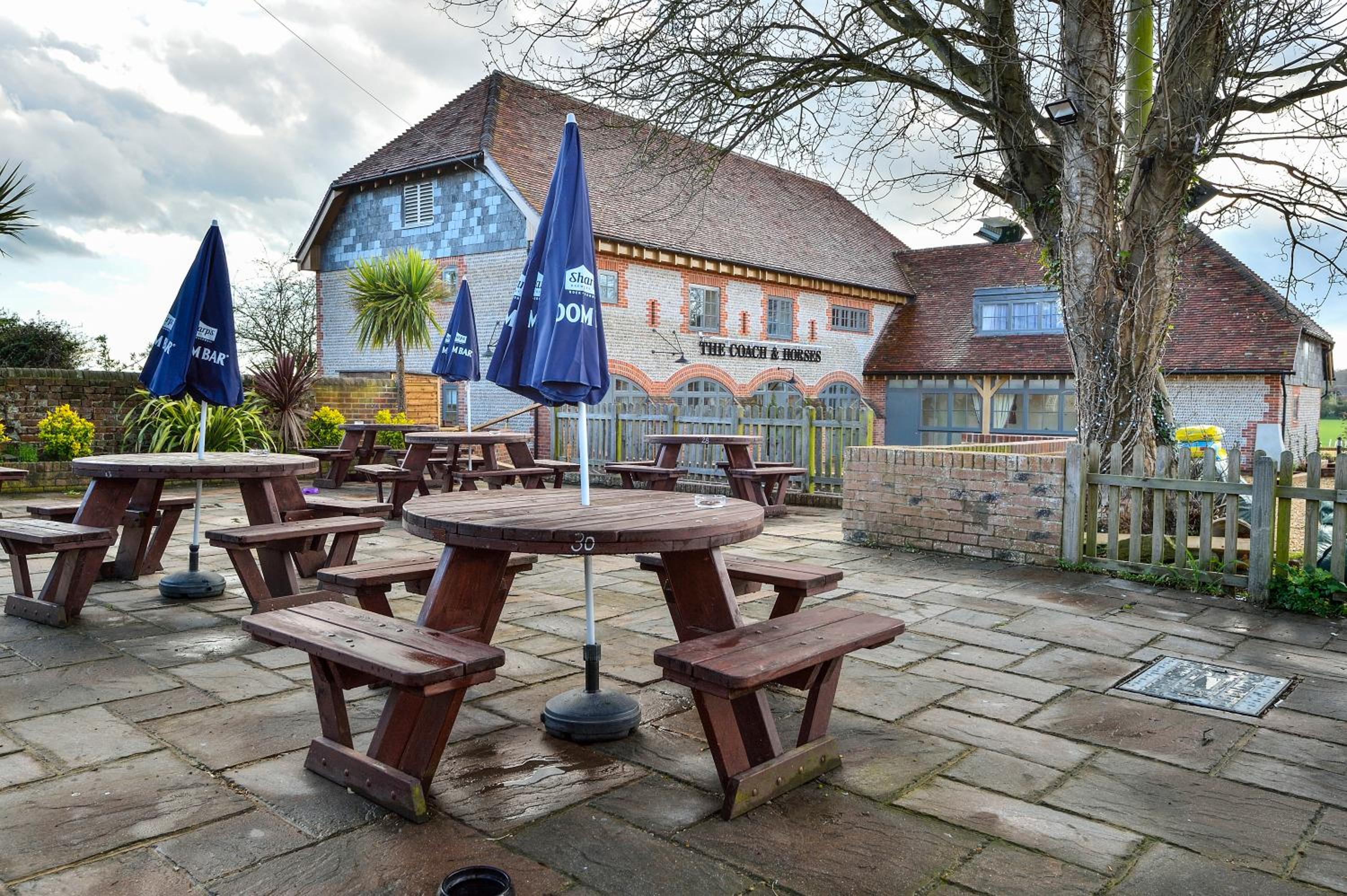 Worthing Vacations - The Coach and Horses - Property Image 5