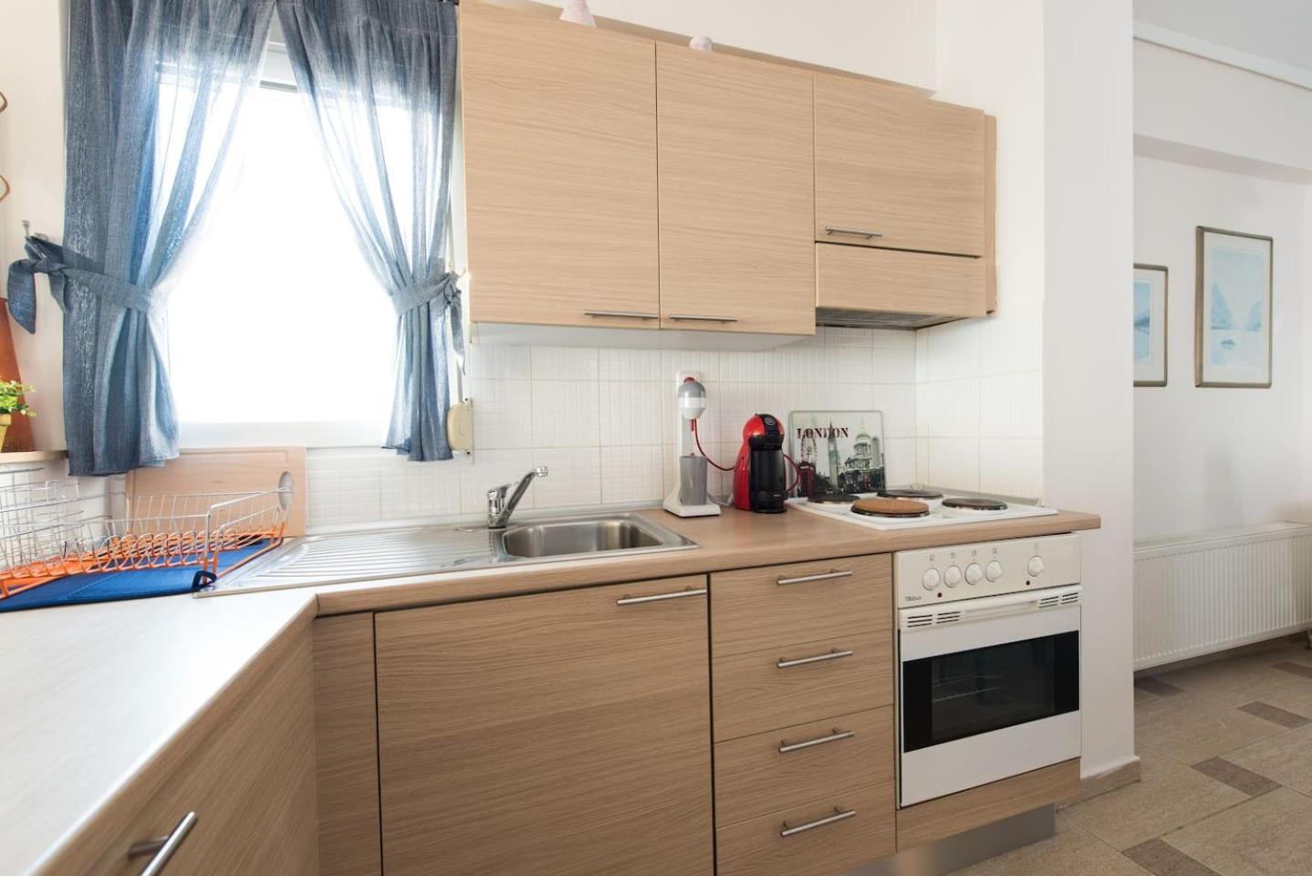Apartment with marina view view 5