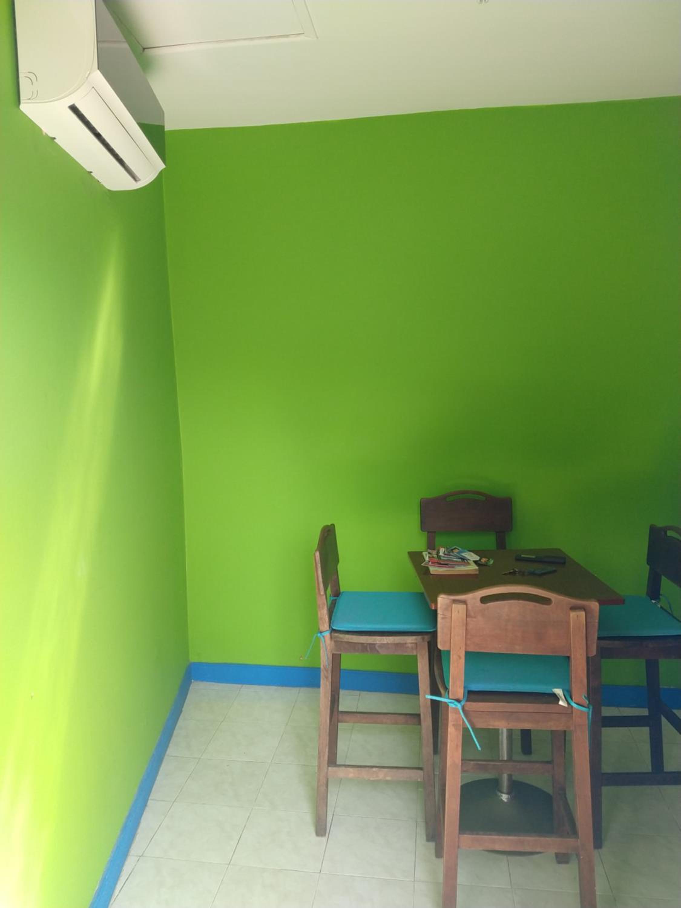 Photo 8