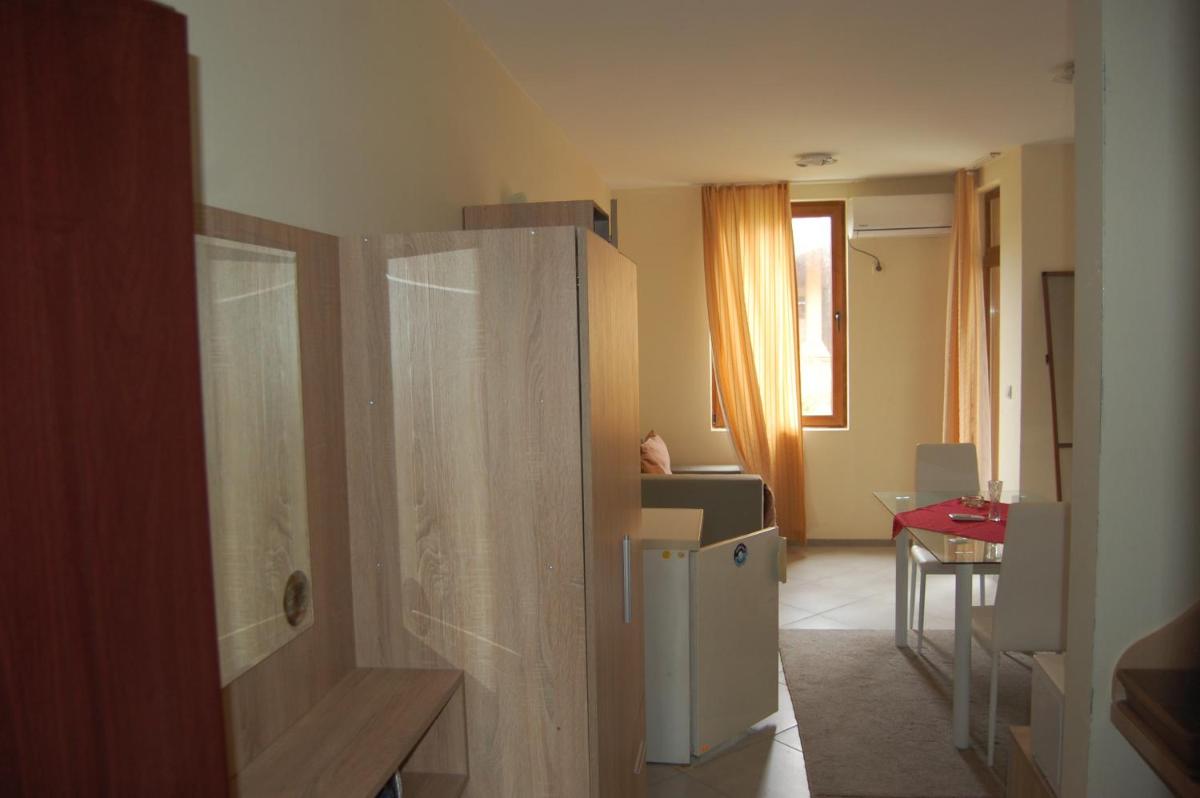 Photo 38