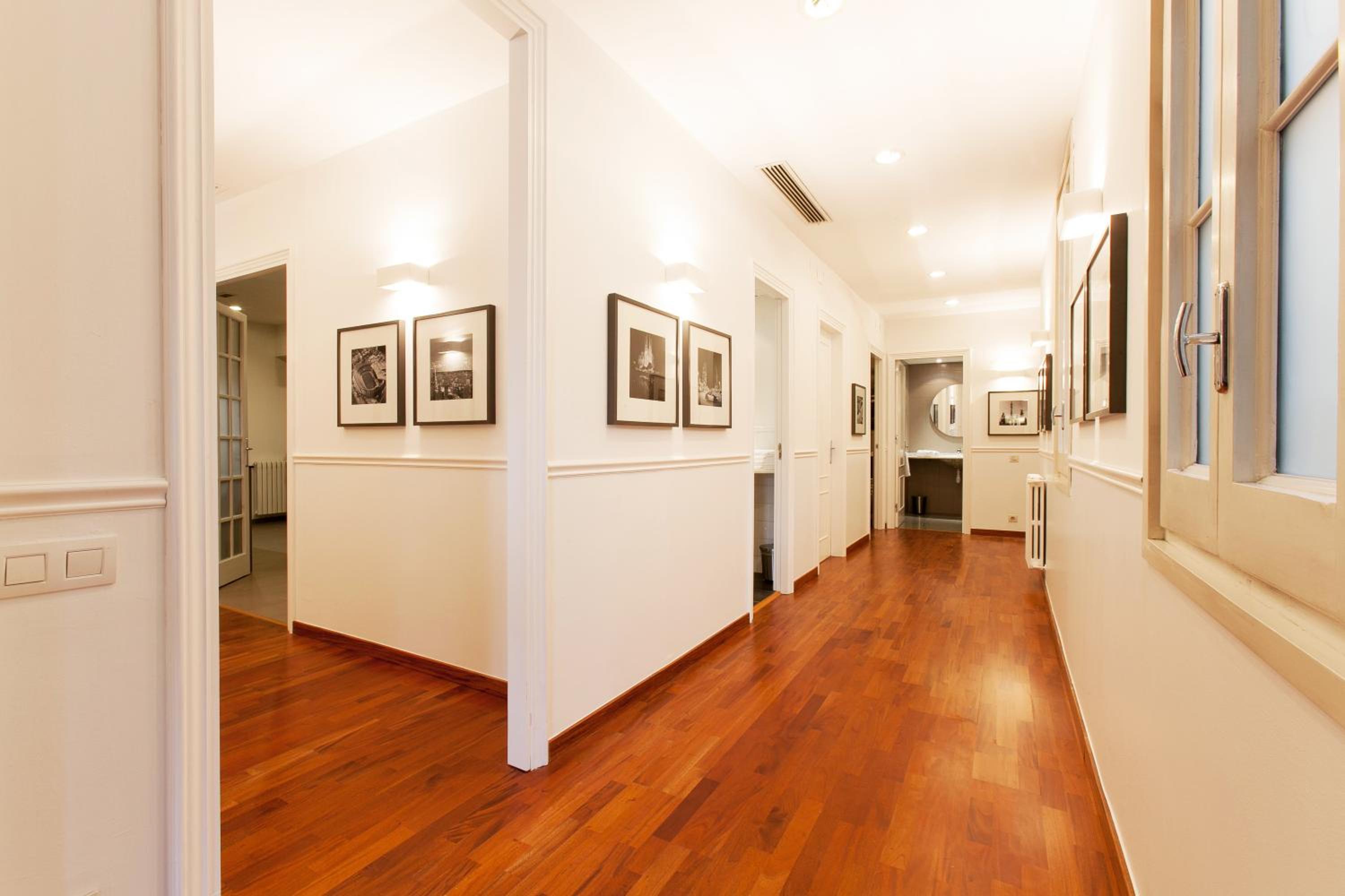 Serennia Apartamentos Ramblas - Plaça Catalunya