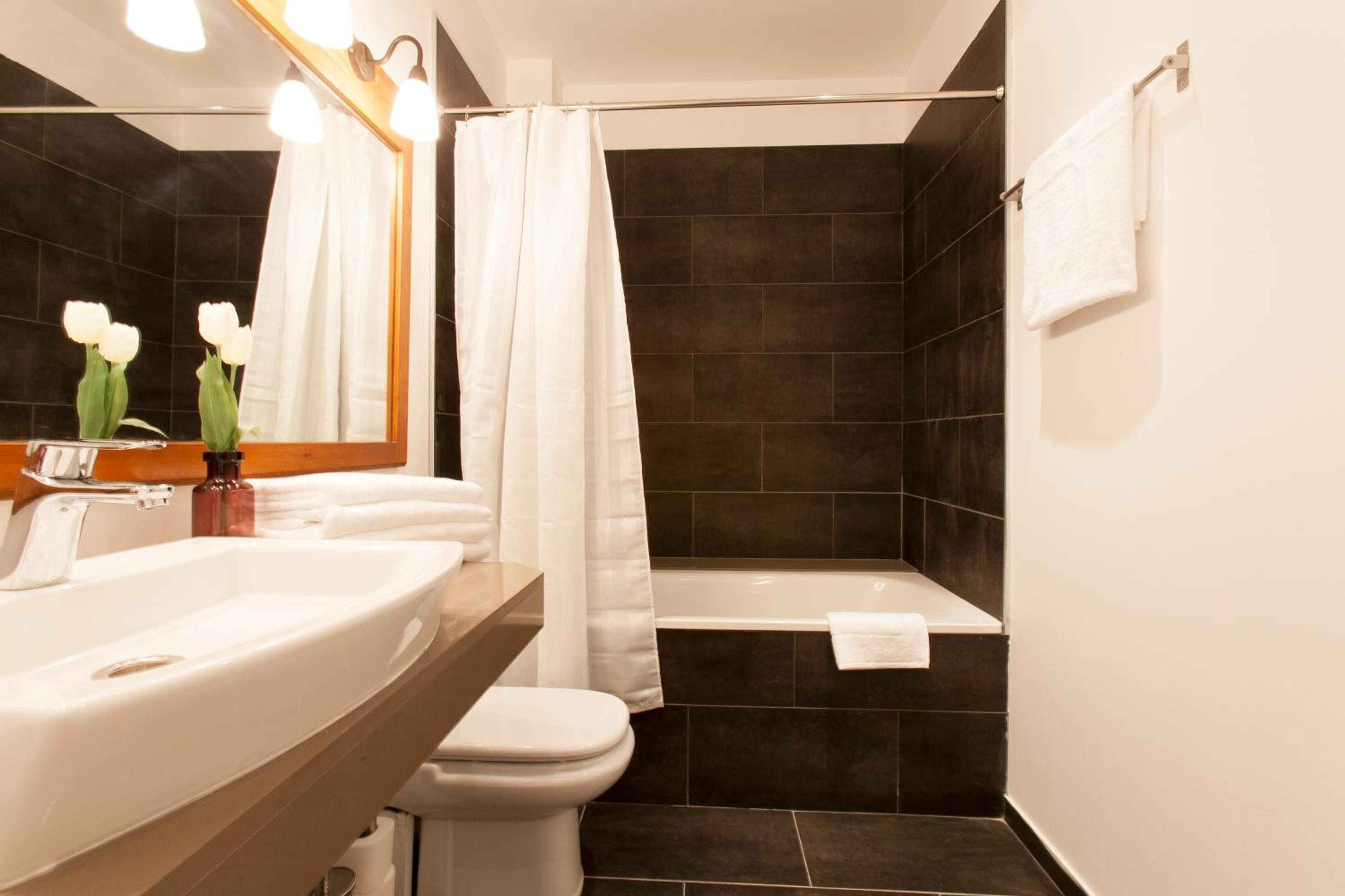 Serennia Apartamentos Ramblas - Plaça Catalunya