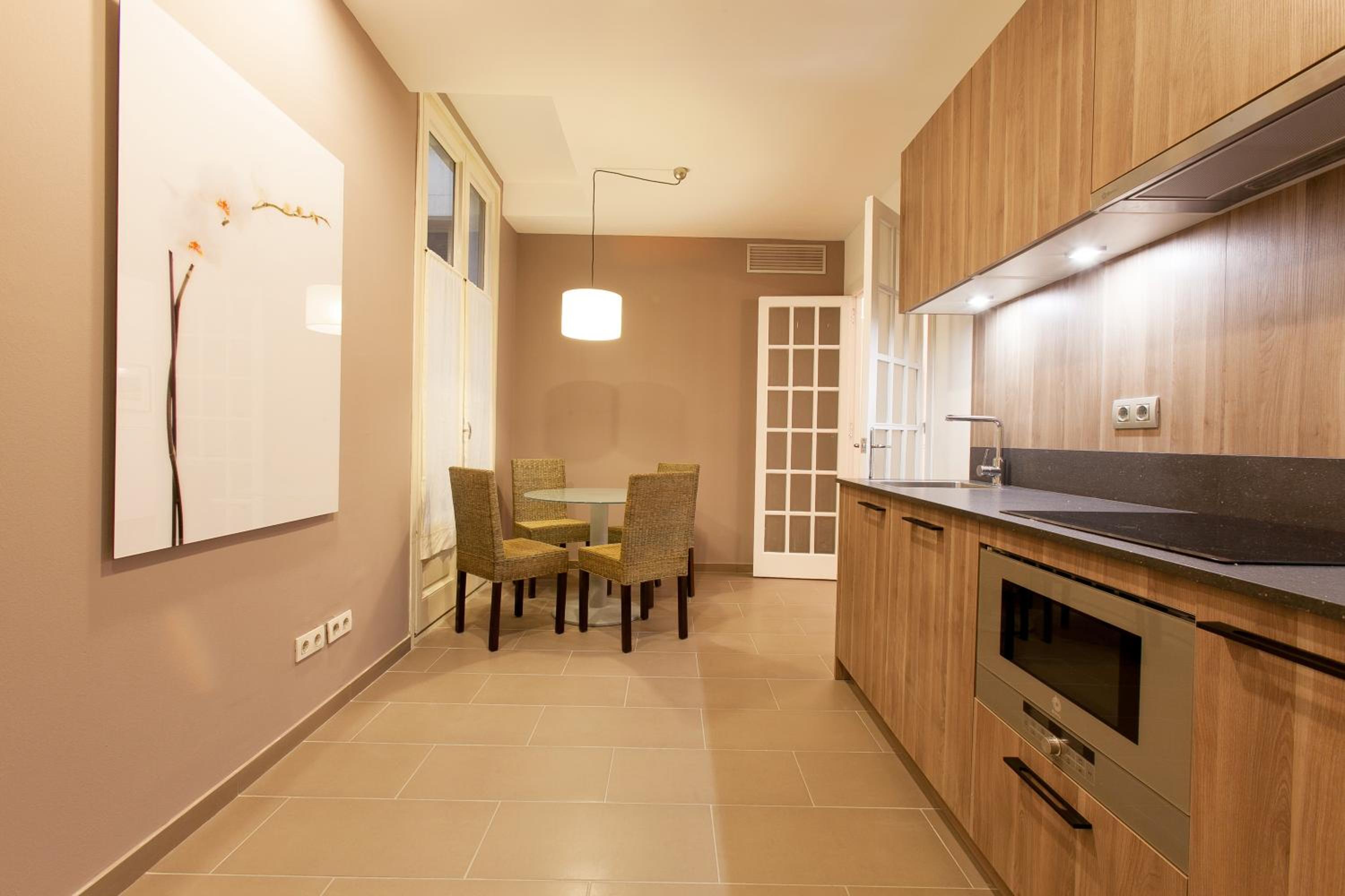 Serennia Apartamentos Ramblas - Plaça Catalunya