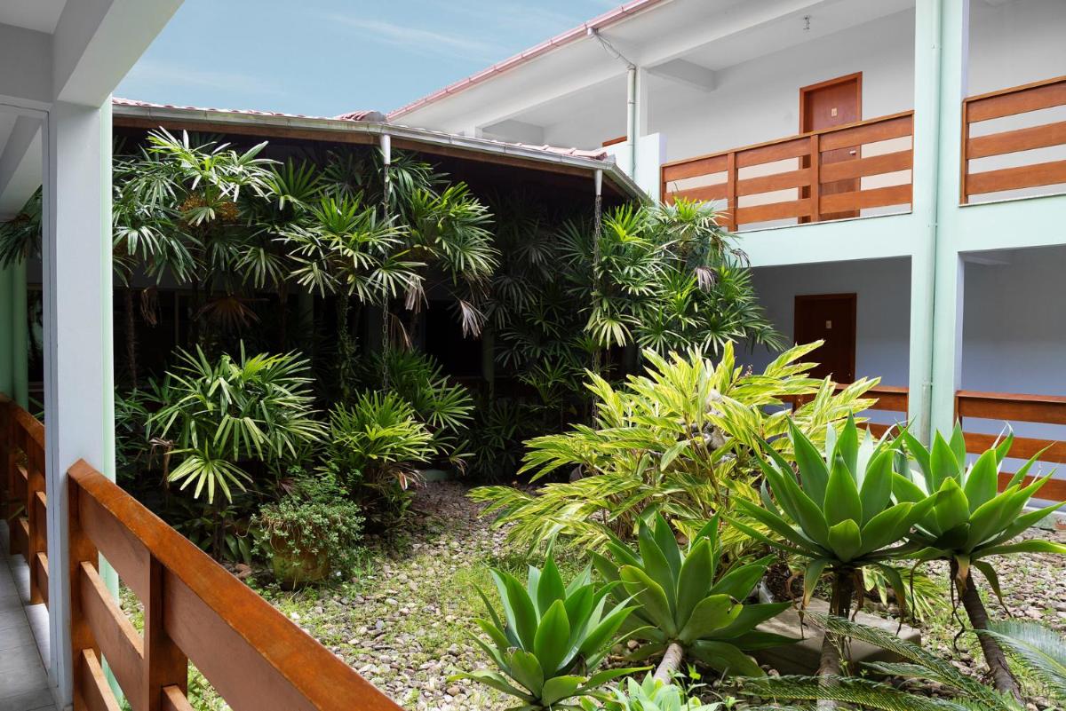 La Ferrugem Suites - 100 mts da Praia