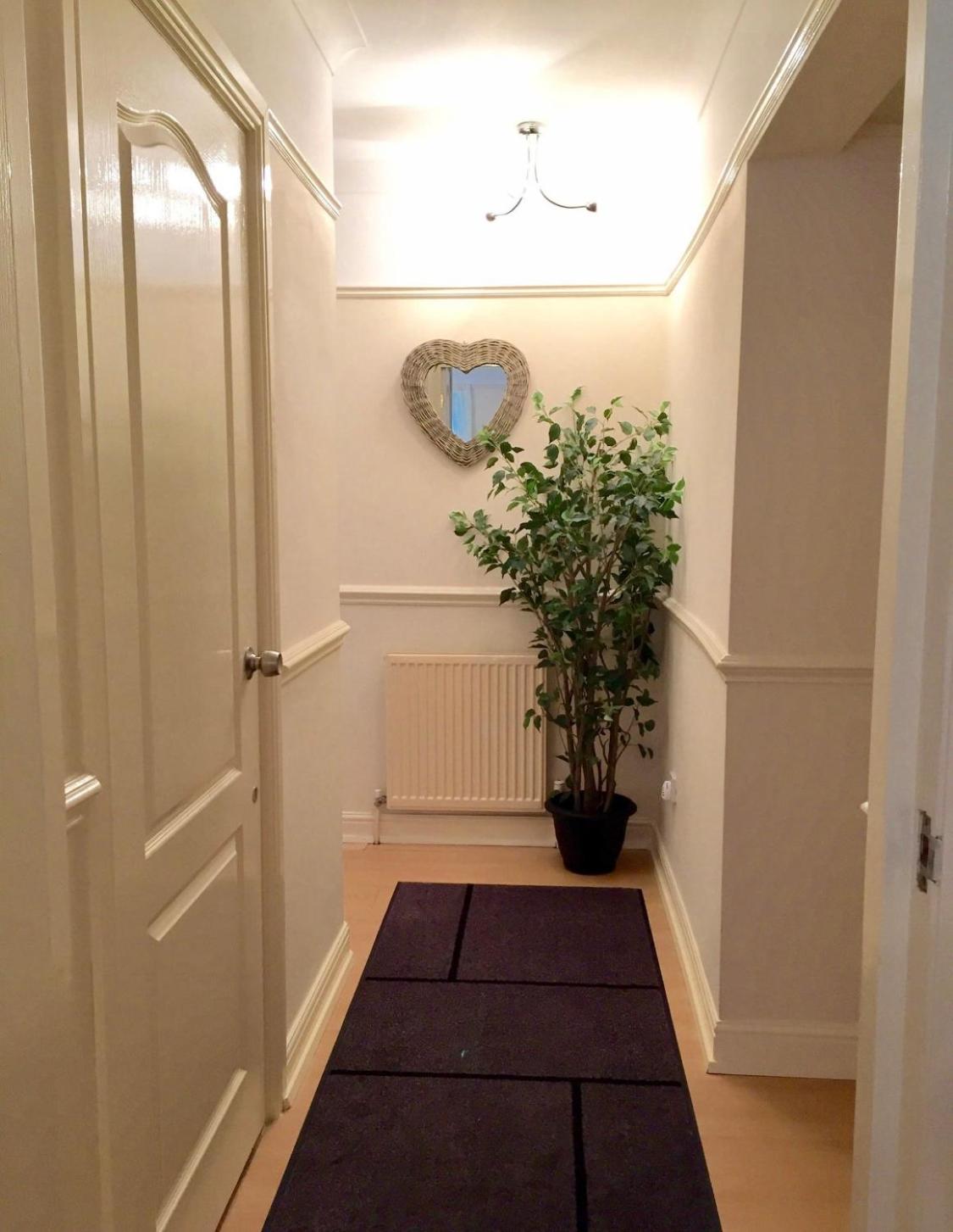 Be My Guest Liverpool - Ground Floor Apartment with Parking view 5