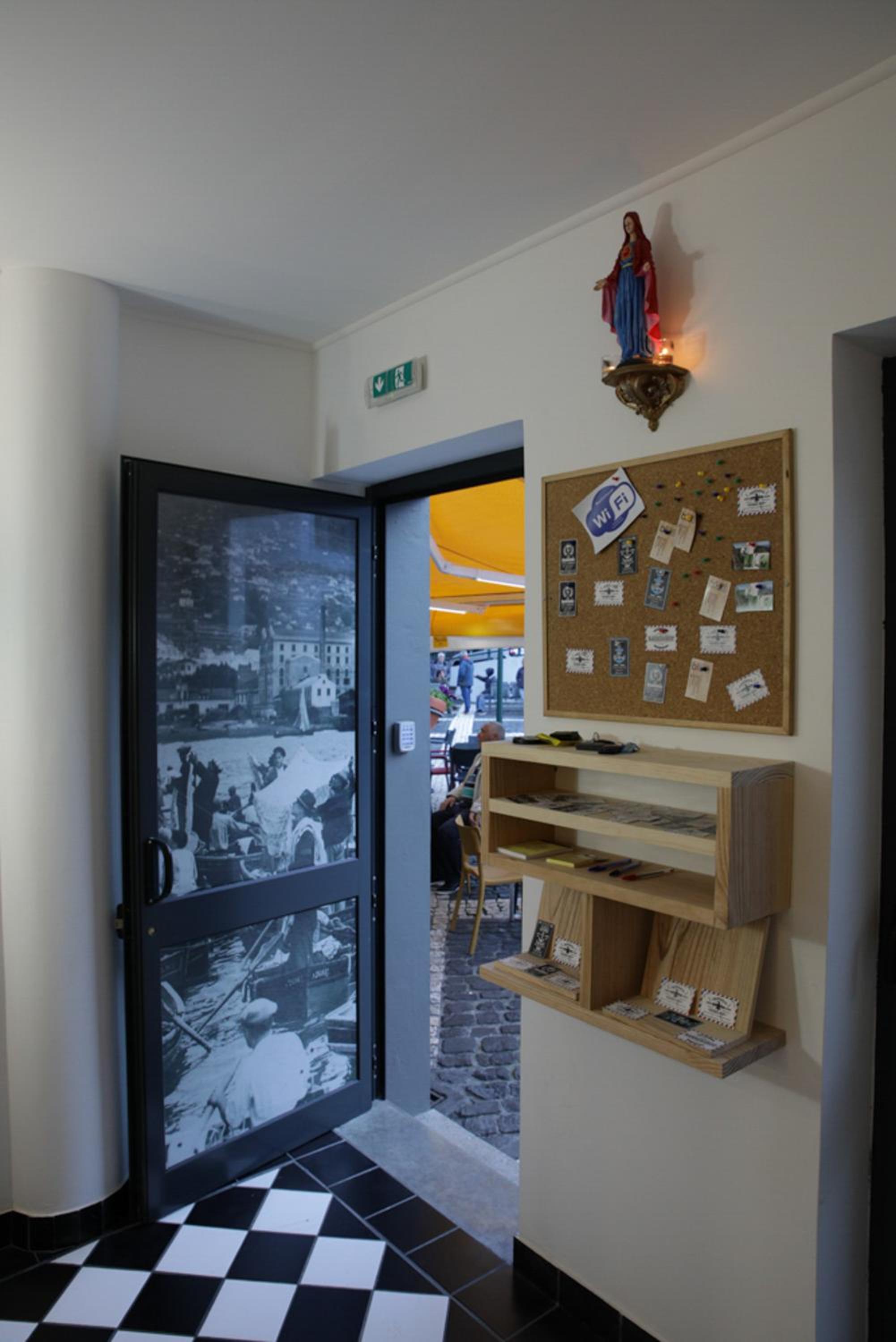 Photo 21