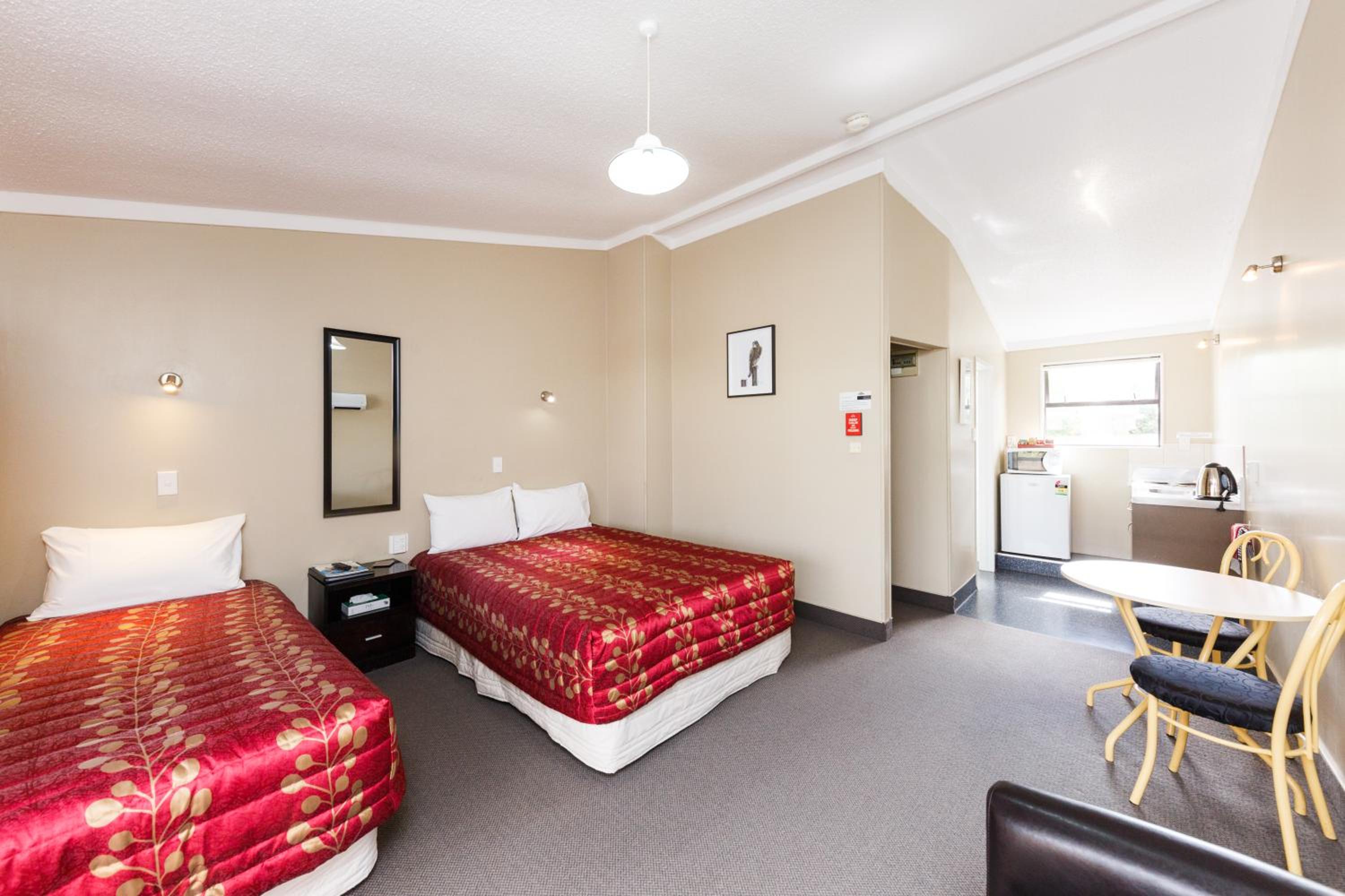 Manfeild Park Motel