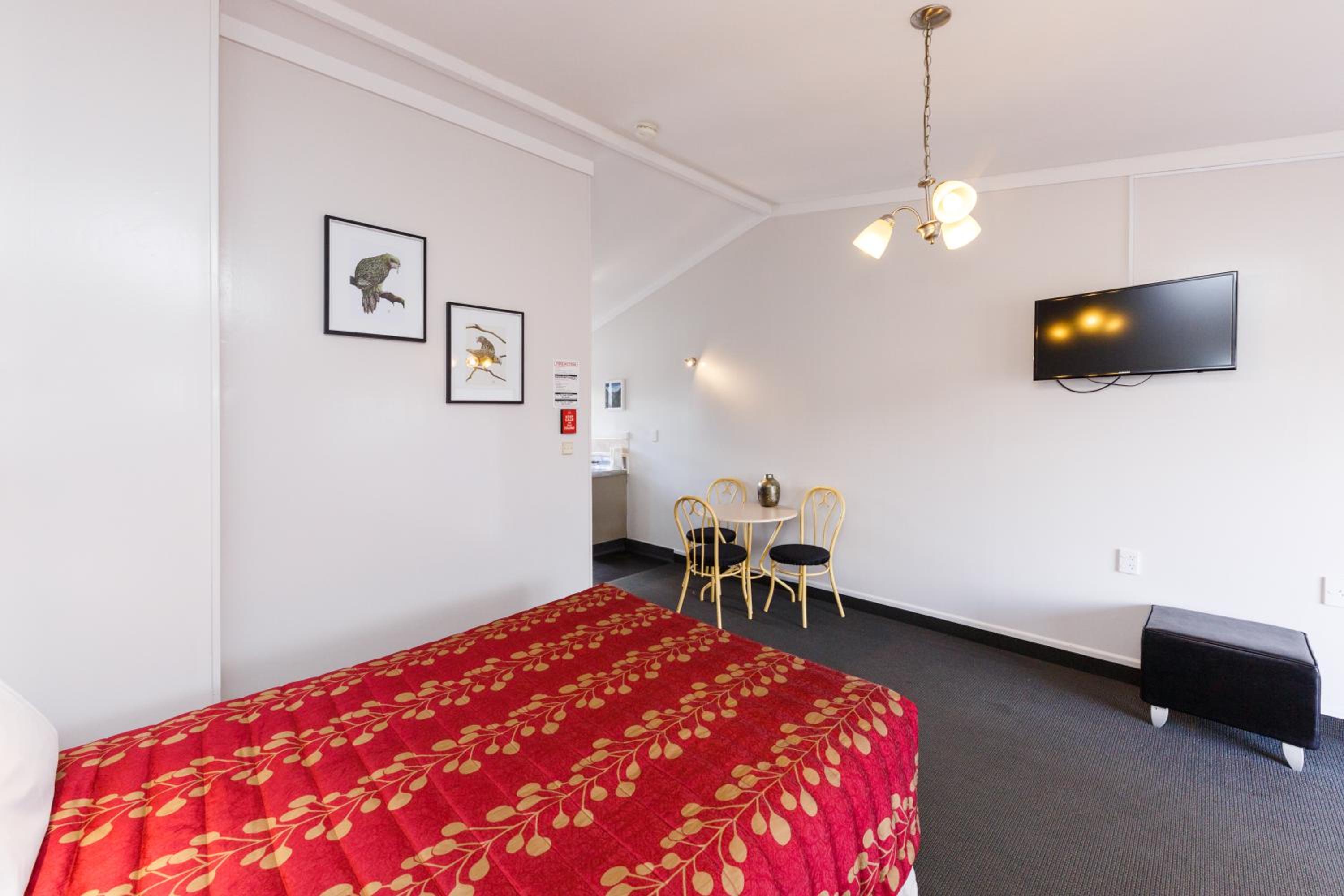 Manfeild Park Motel