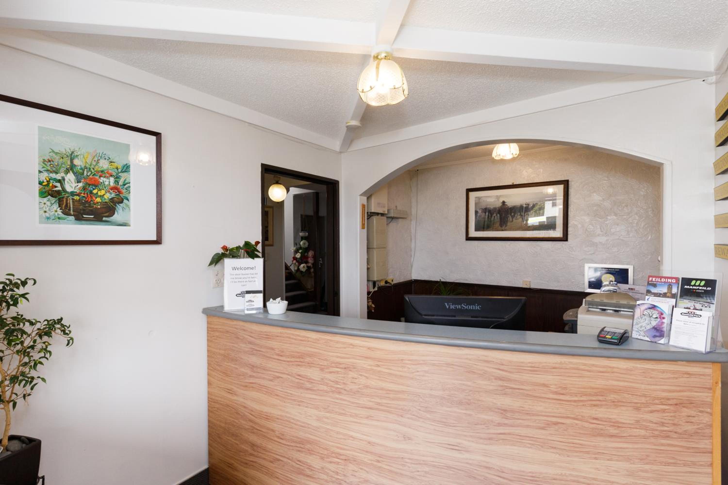 Manfeild Park Motel
