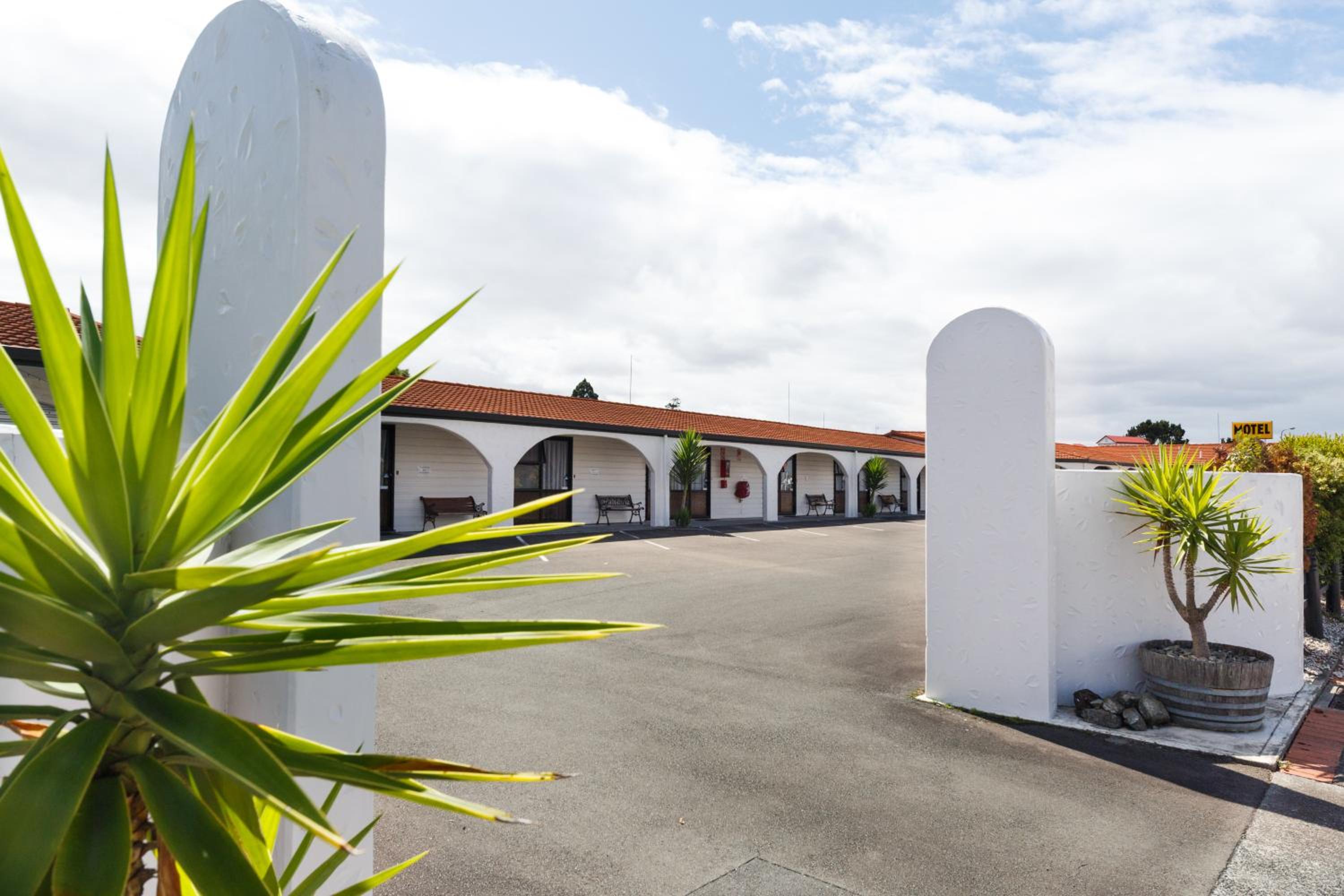 Manfeild Park Motel