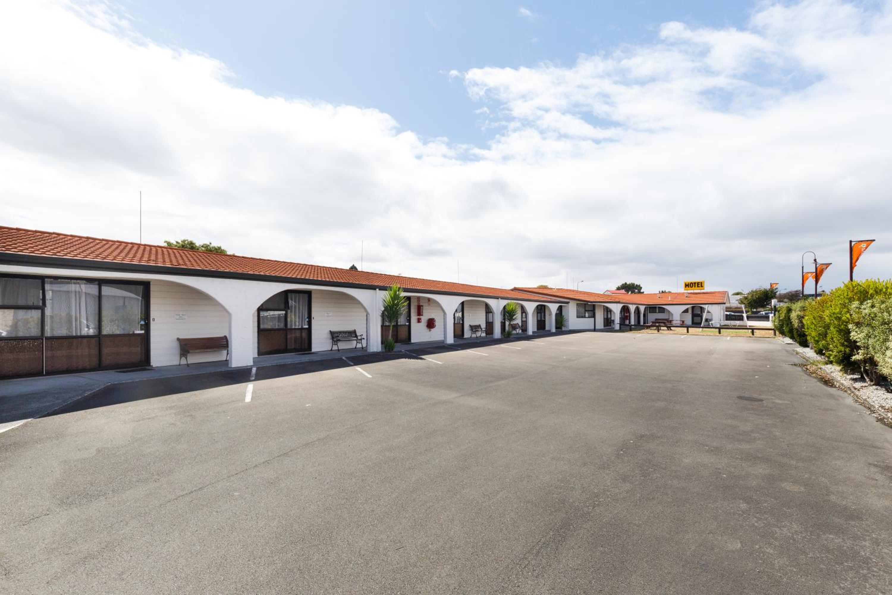 Manfeild Park Motel