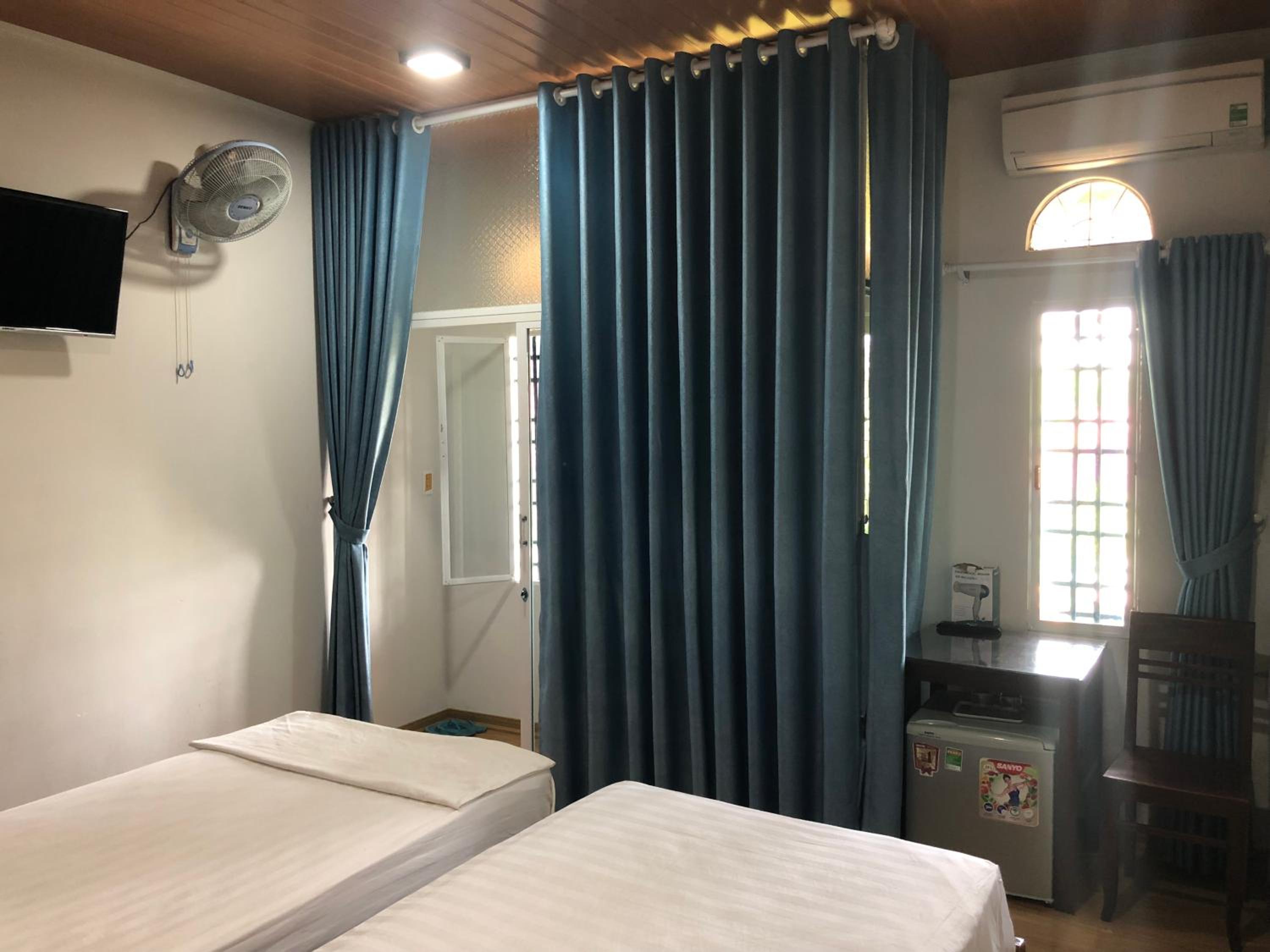 Nha Lan Homestay