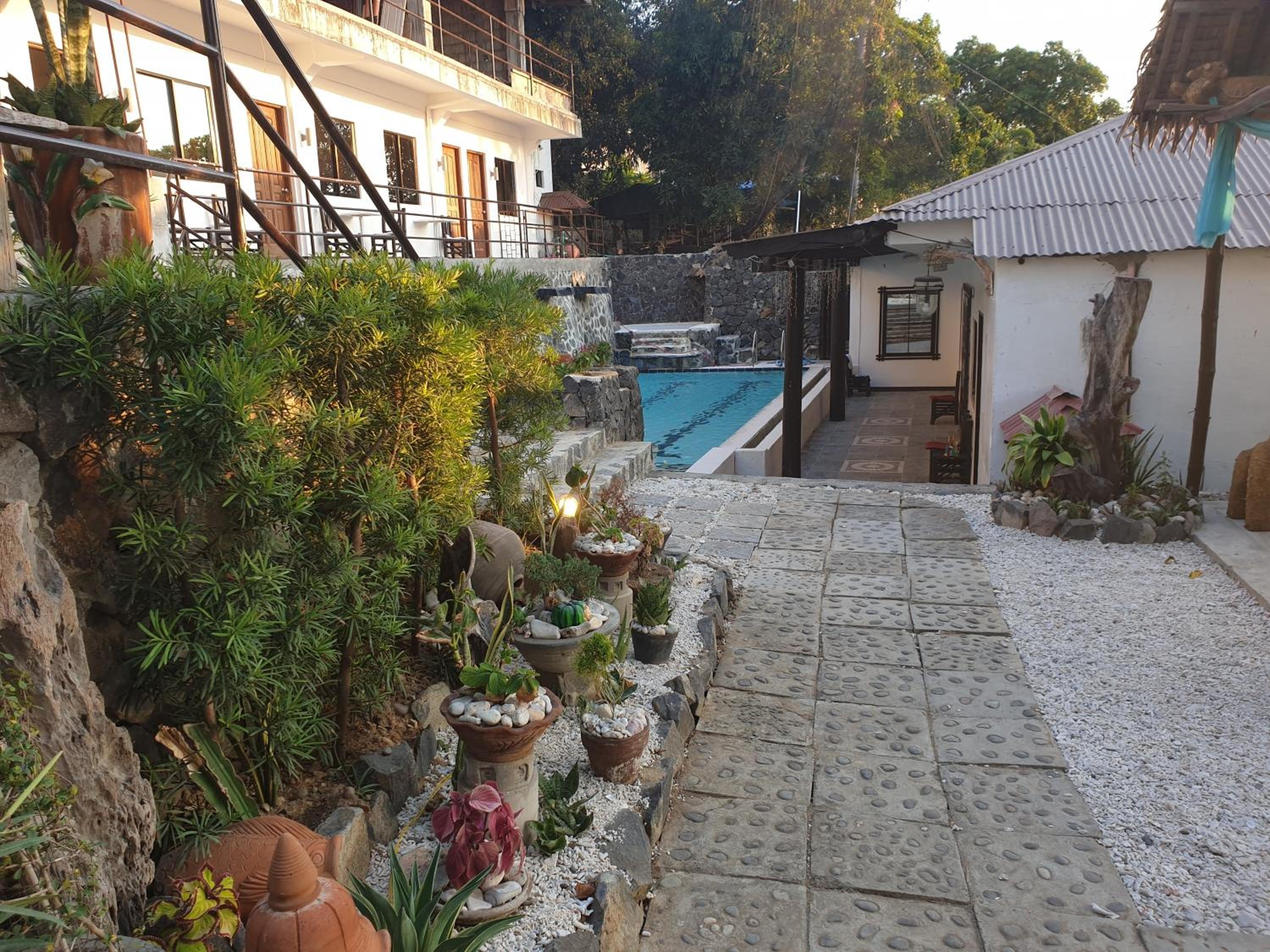 Raya Del Sol Dive Resort view 5