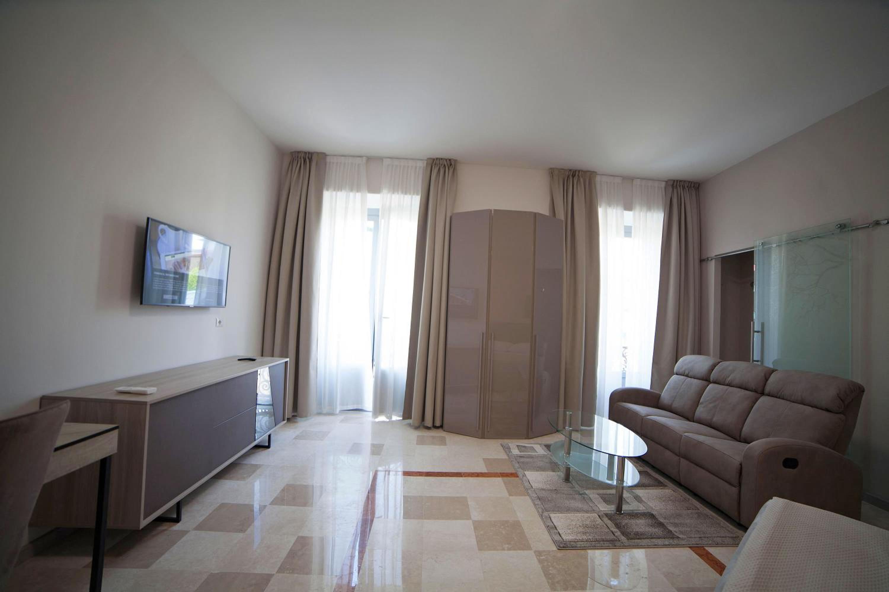 IMHOME - Cadorna House