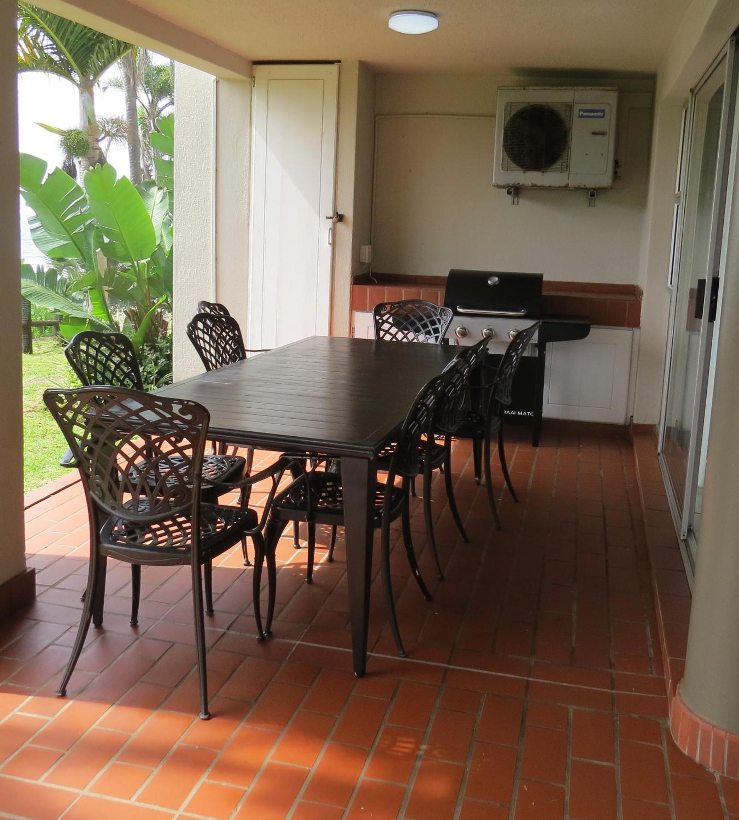 Hotel Laguna 75 - Image 1