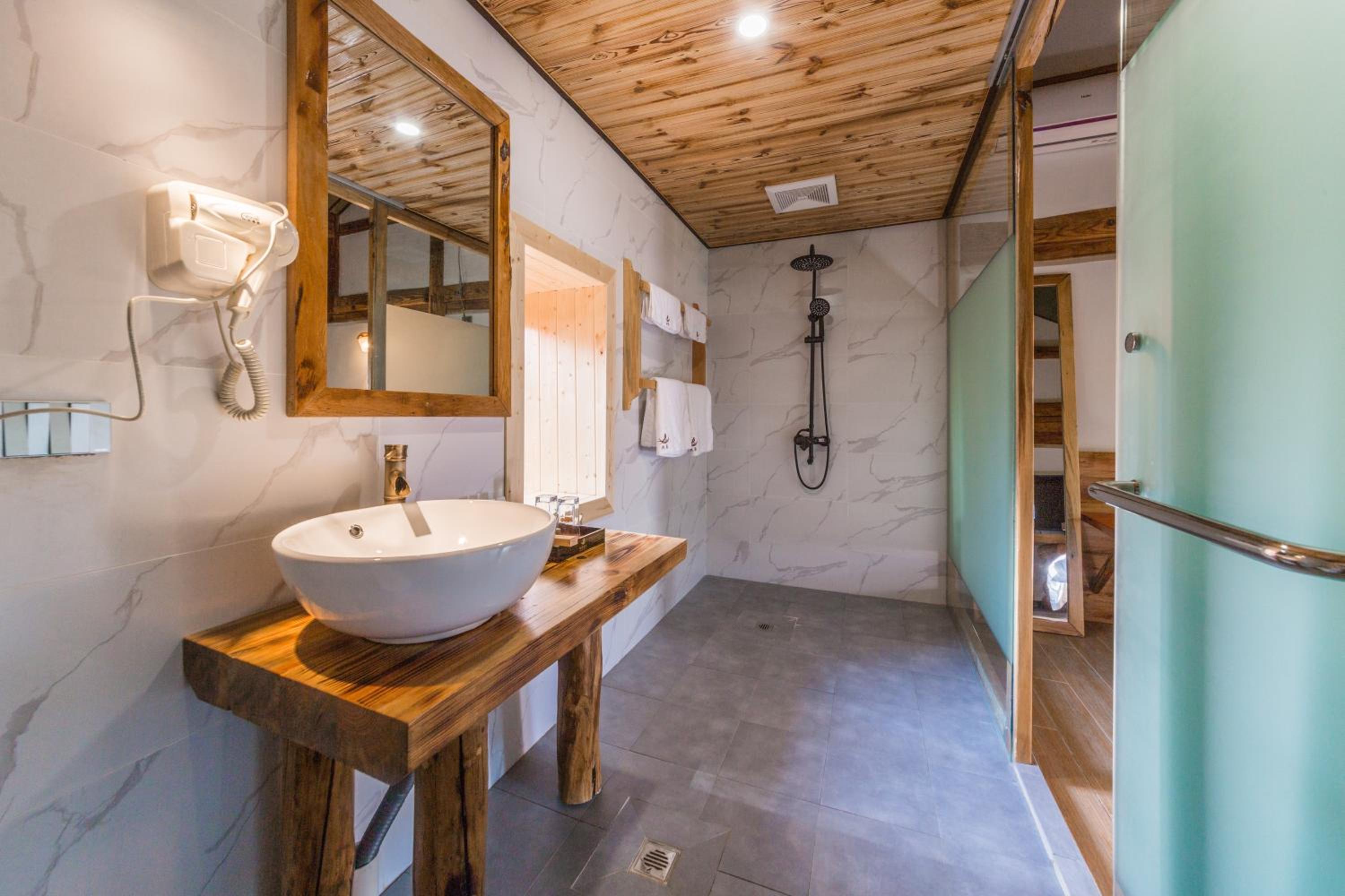Swallow Nest Guesthouse