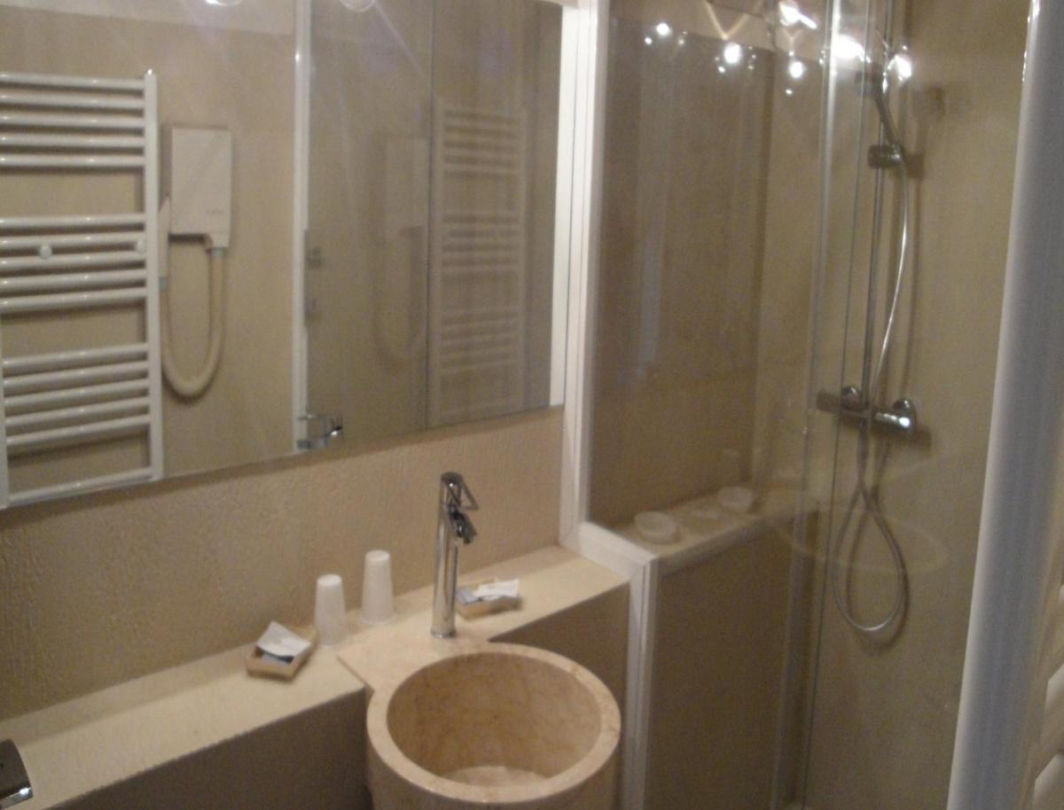 Photo 48