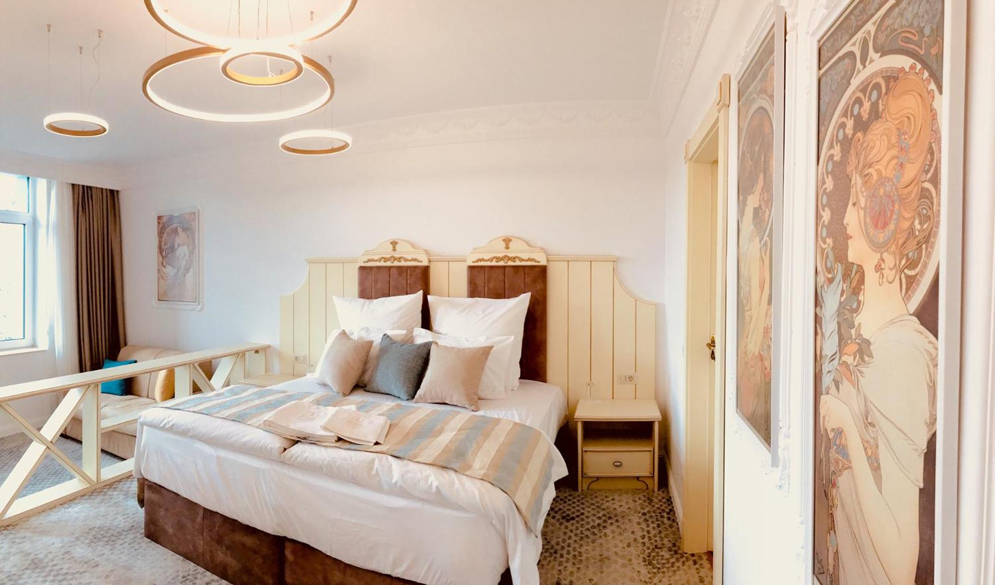 ATLAS HOUSE Luxury Suites