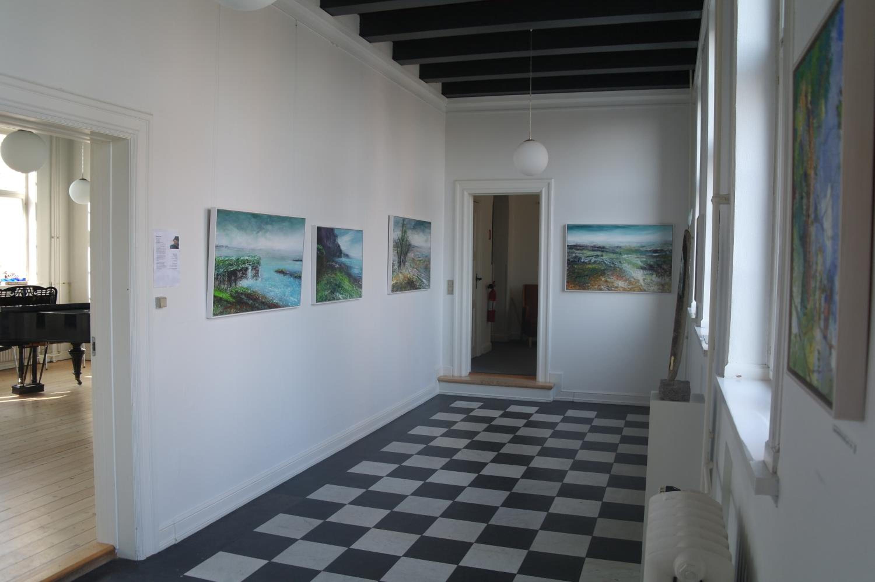 Photo 6