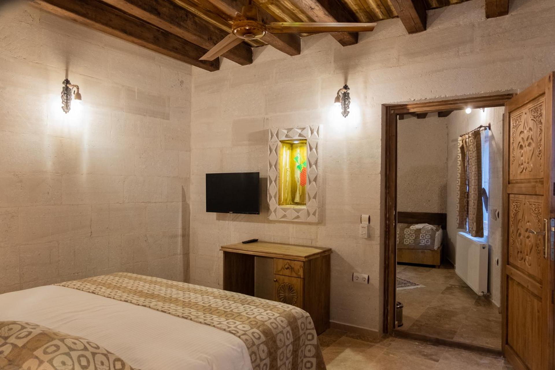 Grand Elite Cave Suites - Image 45