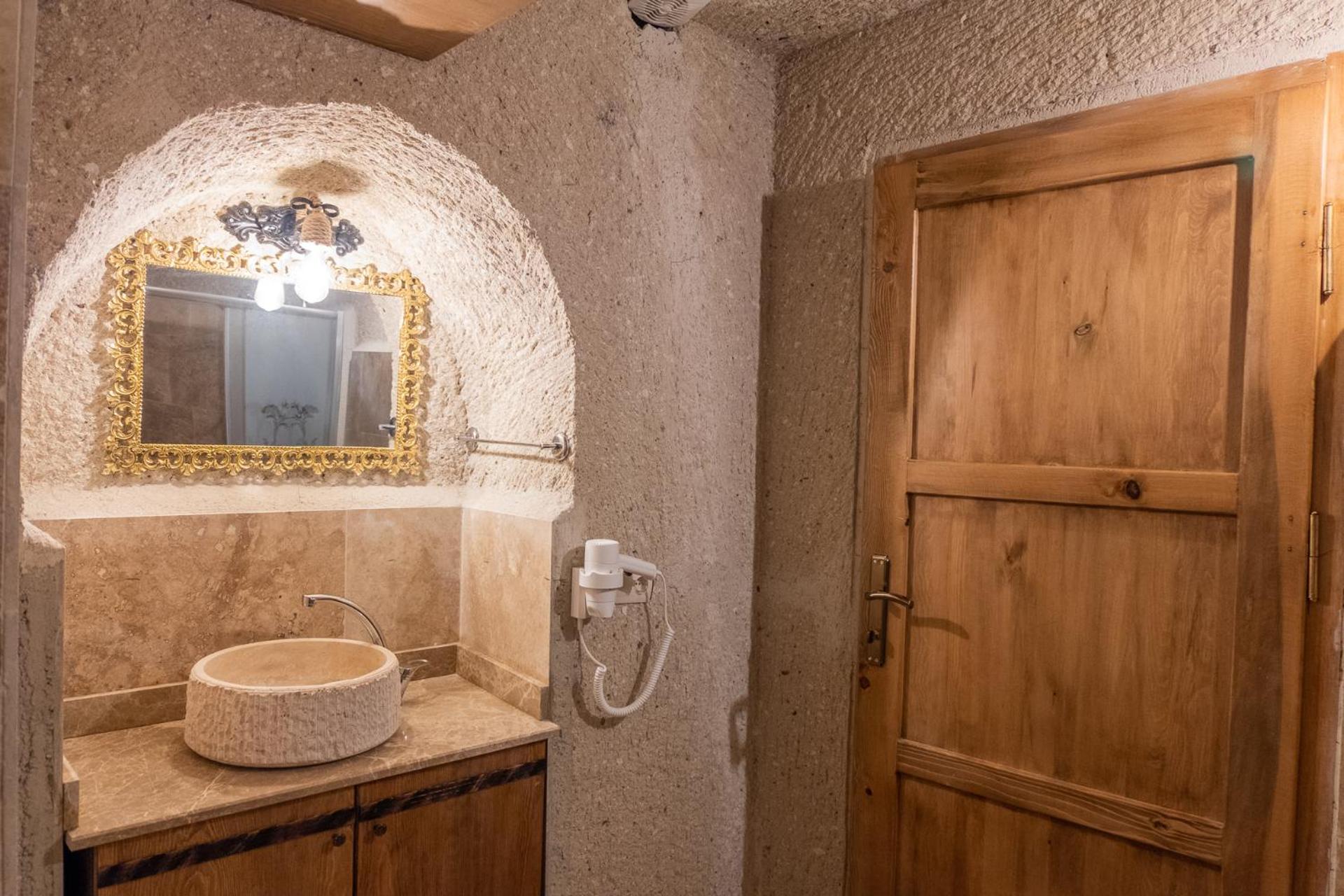 Grand Elite Cave Suites - Image 39