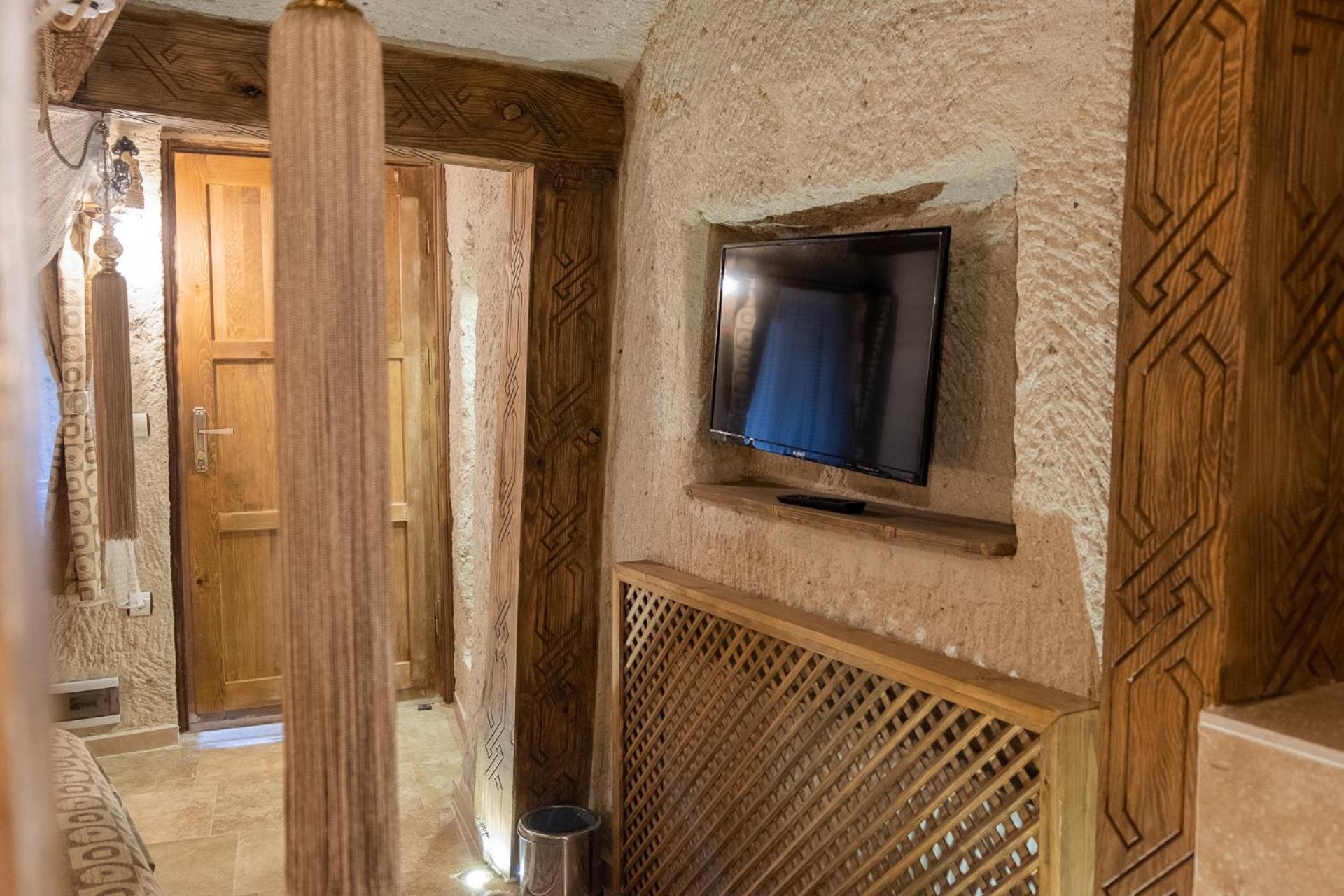 Grand Elite Cave Suites - Image 71