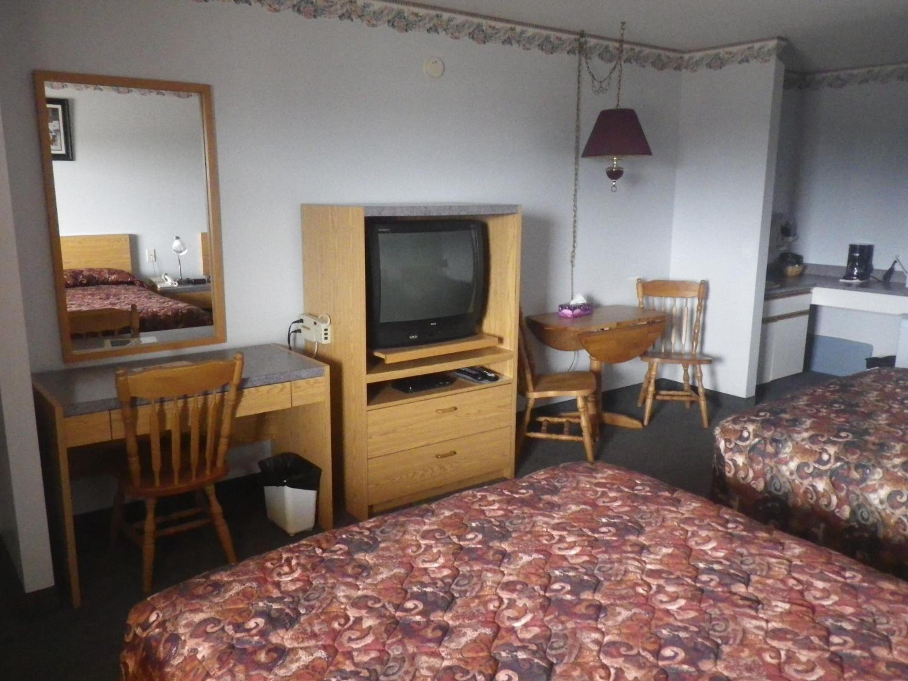 Alcan Motor Inn view 3
